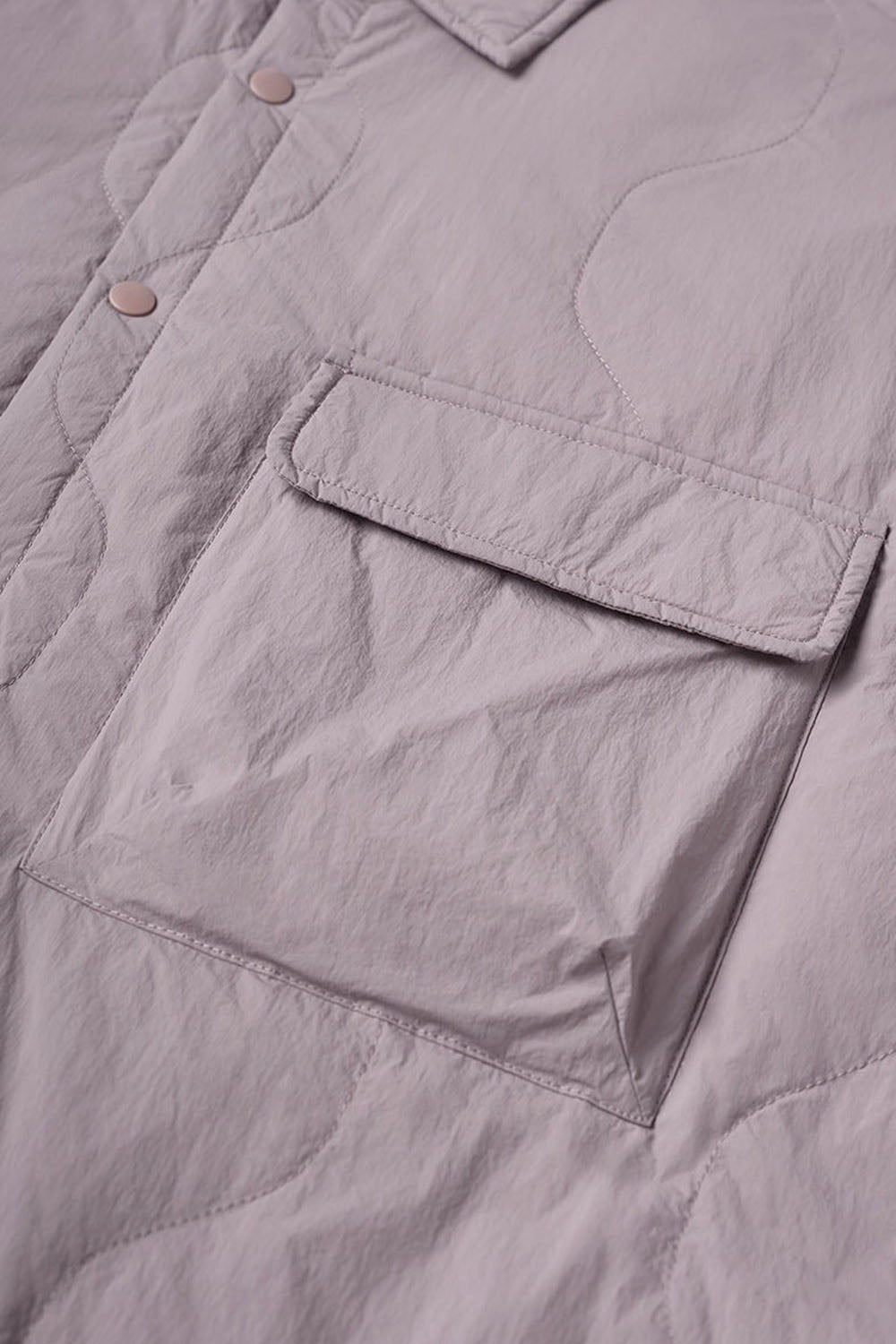 Water-Resistant Gourd Pattern Quilted Down Jacket with 90% Down Fill and Fold-Over Collar