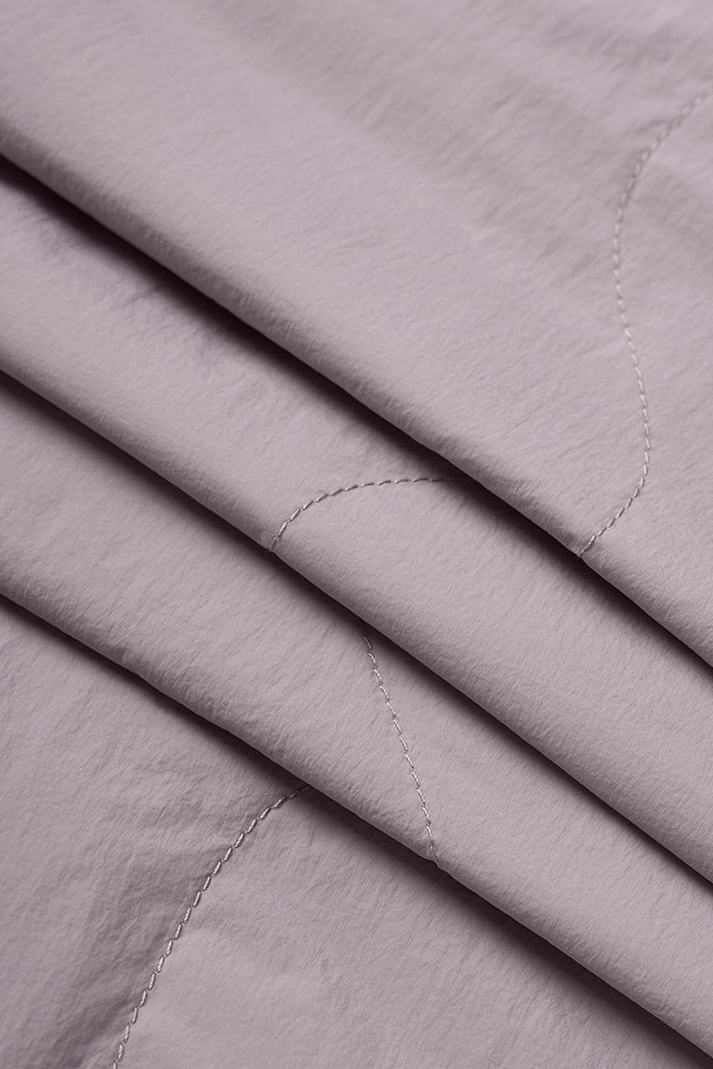 Water-Resistant Gourd Pattern Quilted Down Jacket with 90% Down Fill and Fold-Over Collar