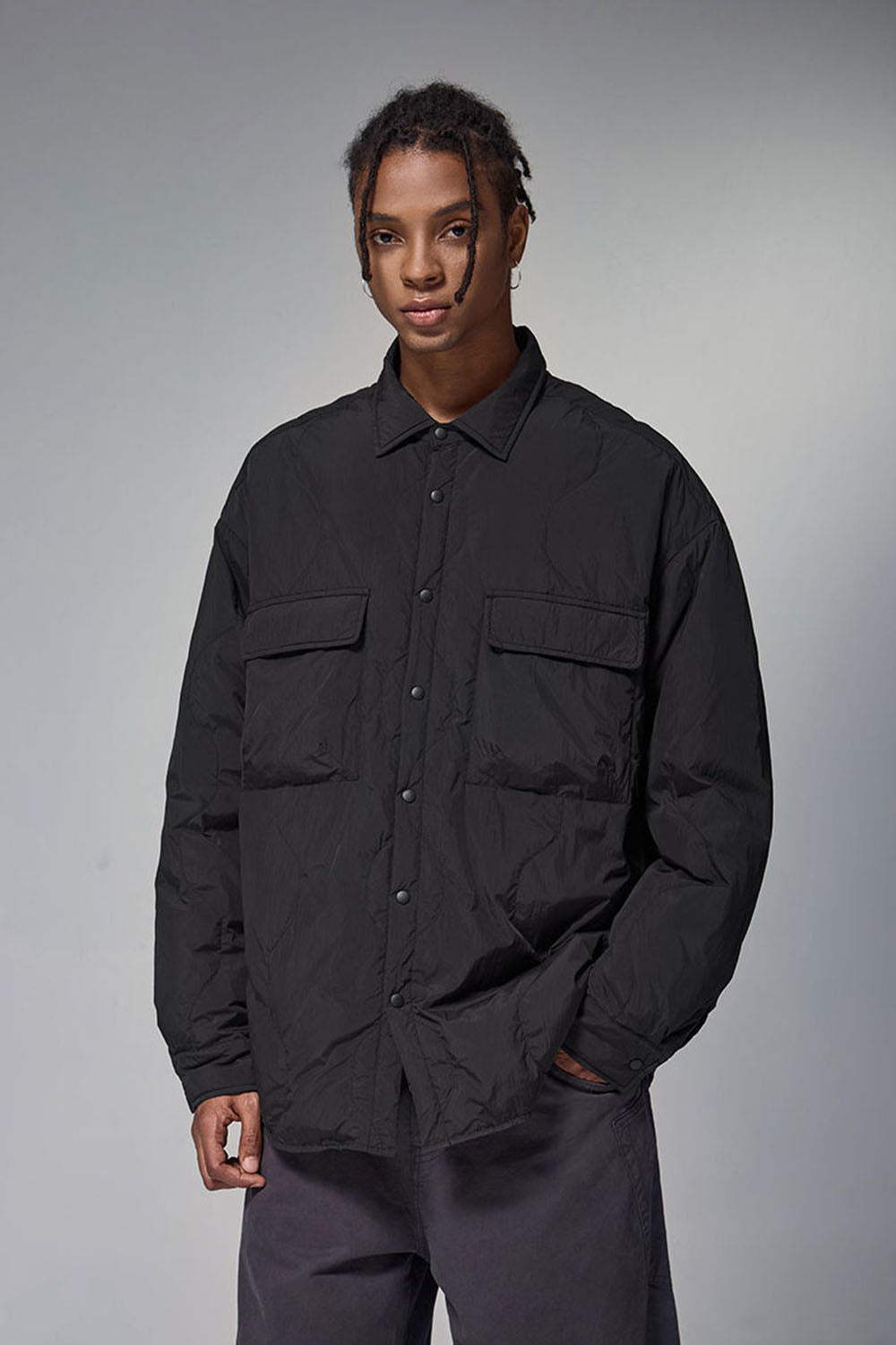 Water-Resistant Gourd Pattern Quilted Down Jacket with 90% Down Fill and Fold-Over Collar