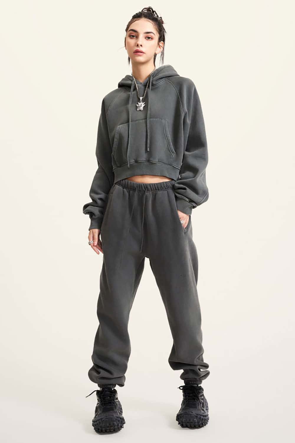 Vintage Washed Fleece-Lined Cropped Hoodie with Drop Shoulder Design