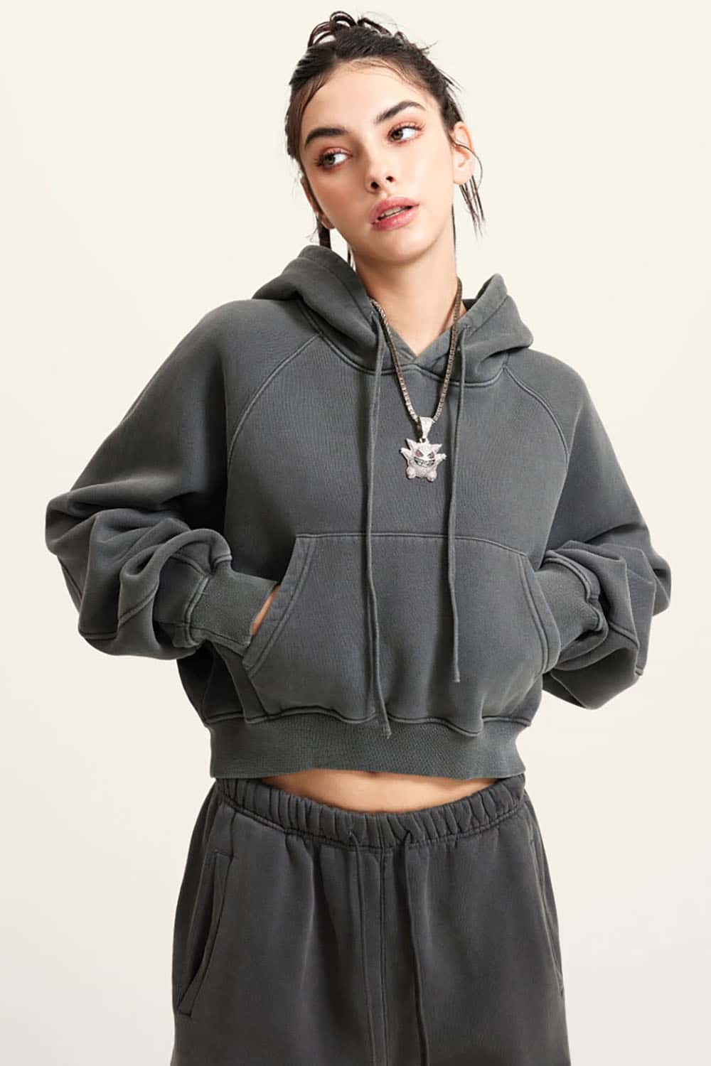 Vintage Washed Fleece-Lined Cropped Hoodie with Drop Shoulder Design
