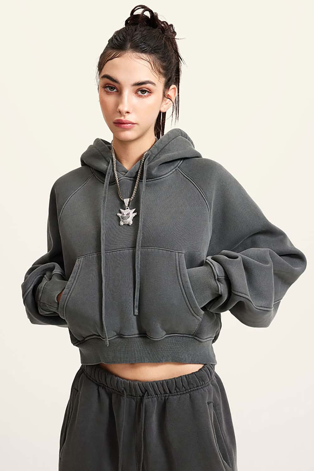 Vintage Washed Fleece-Lined Cropped Hoodie with Drop Shoulder Design