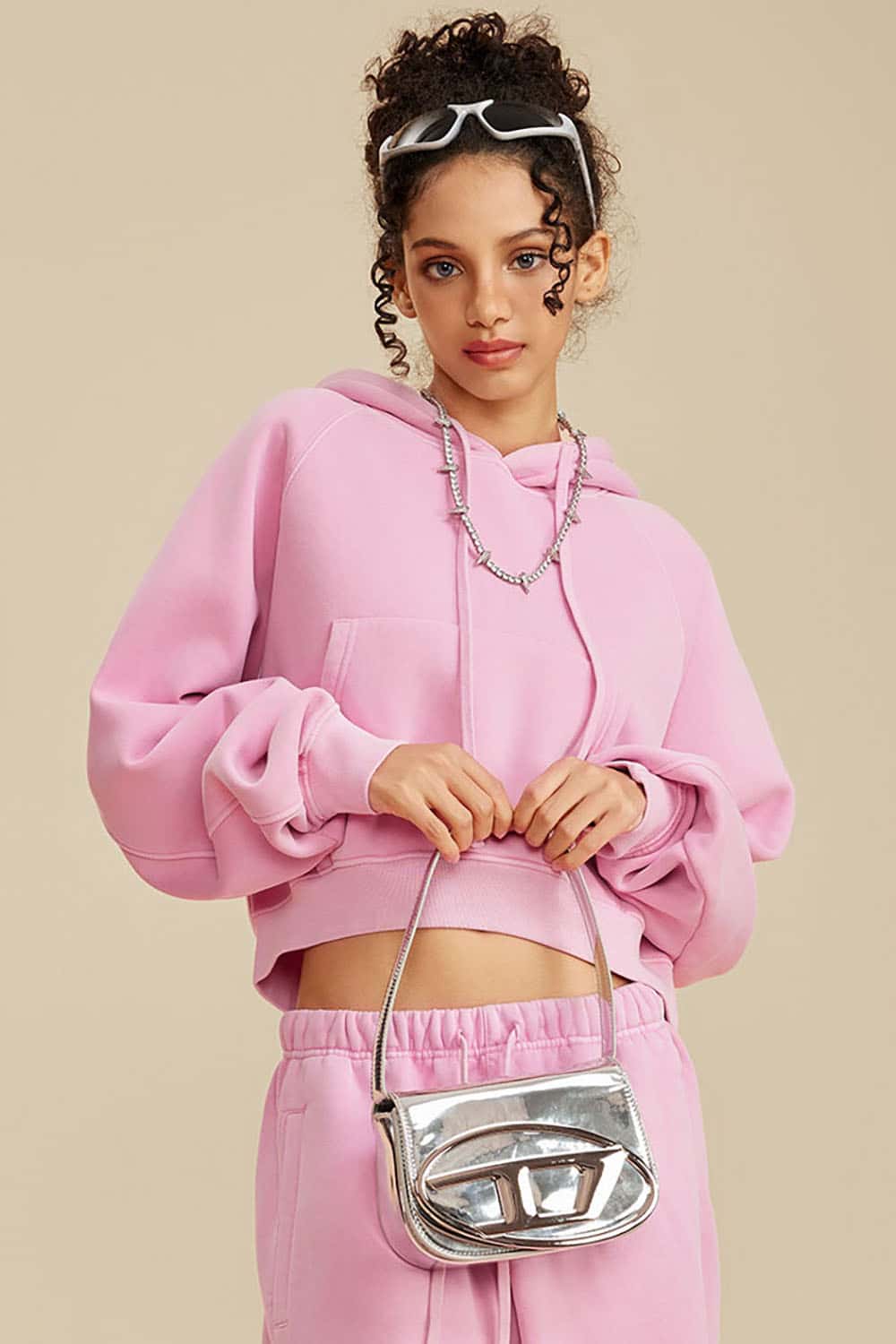 Vintage Washed Fleece-Lined Cropped Hoodie with Drop Shoulder Design