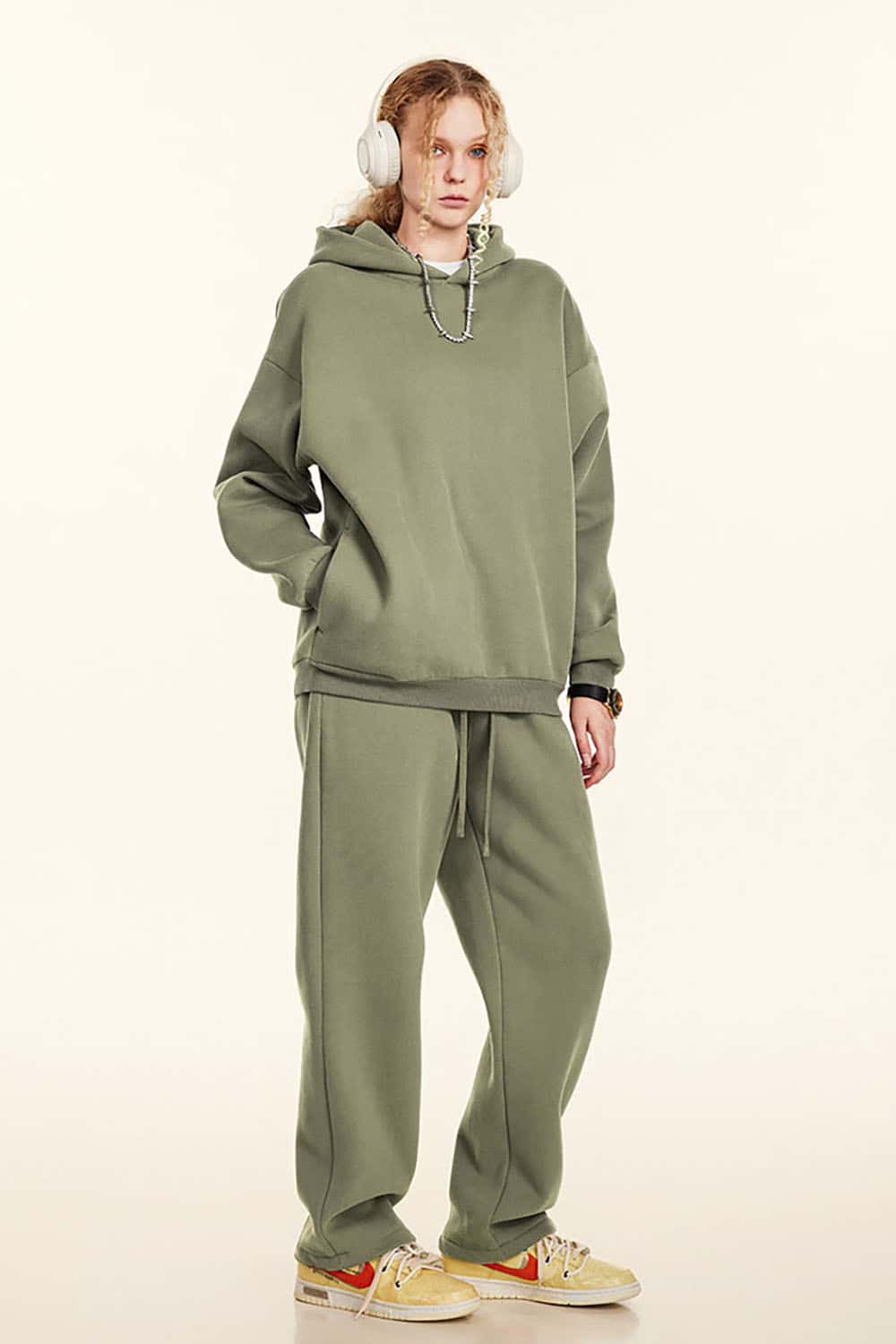 Basic Loose Fleece-Lined Sports Hoodie with Concealed Zipper