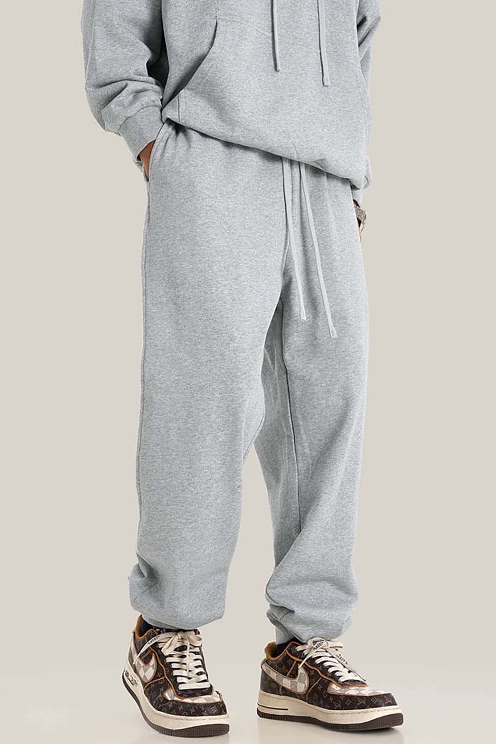 Loose Fit Elastic Cuff Casual Sport Joggers in Solid Color