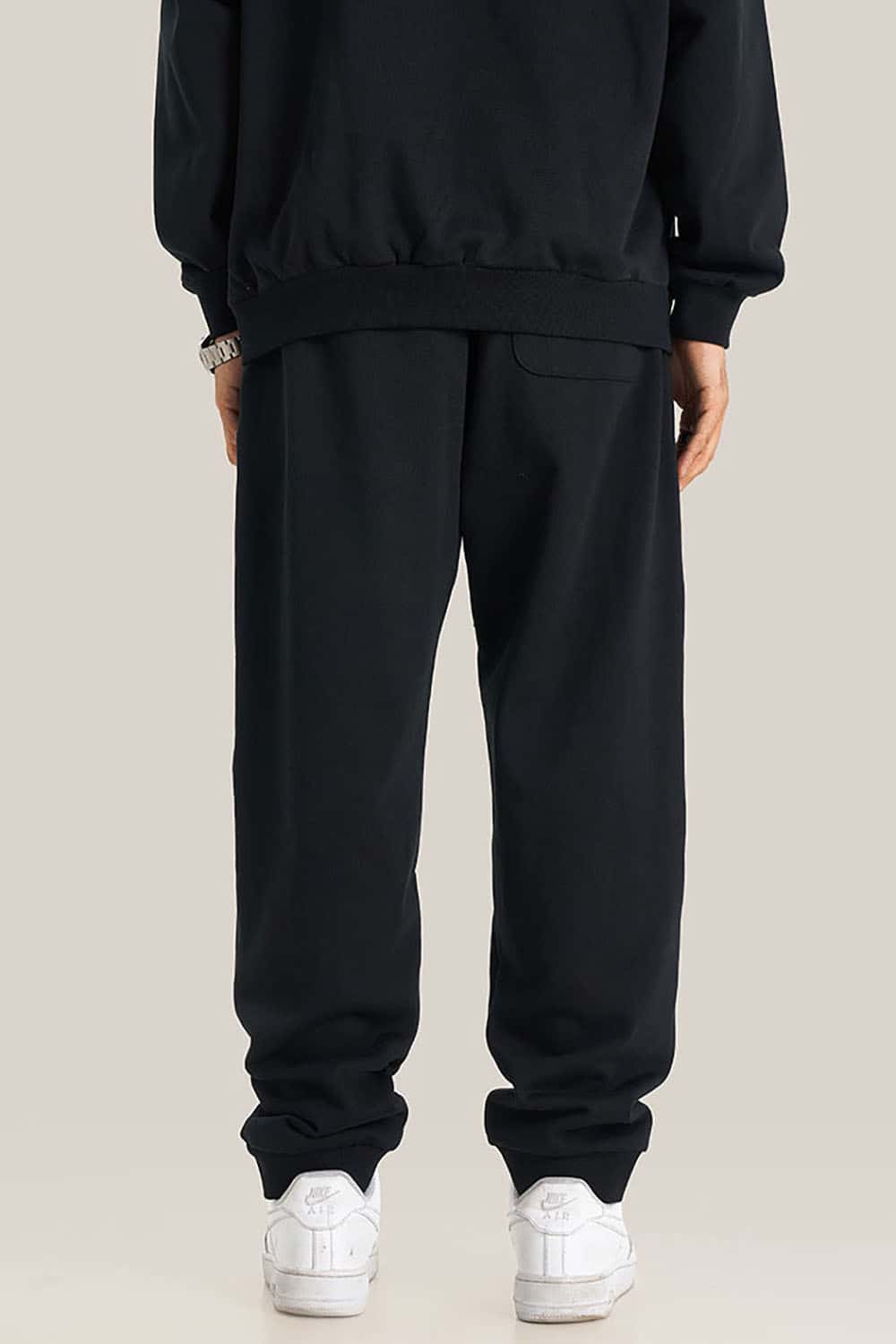 Loose Fit Elastic Cuff Casual Sport Joggers in Solid Color