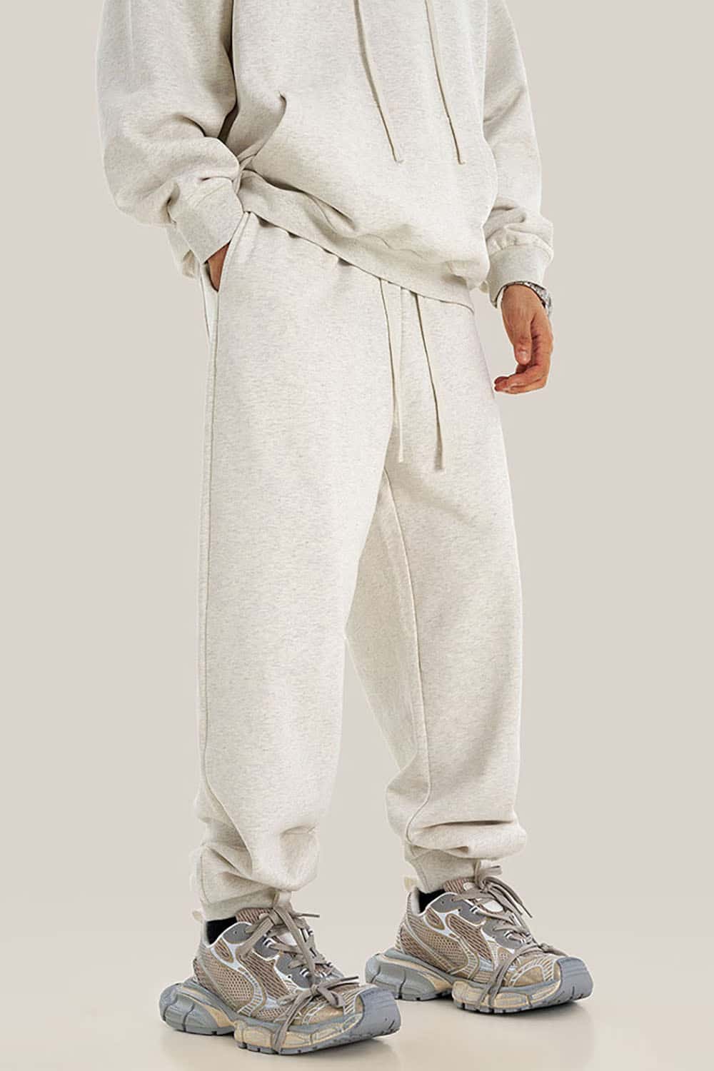 Loose Fit Elastic Cuff Casual Sport Joggers in Solid Color