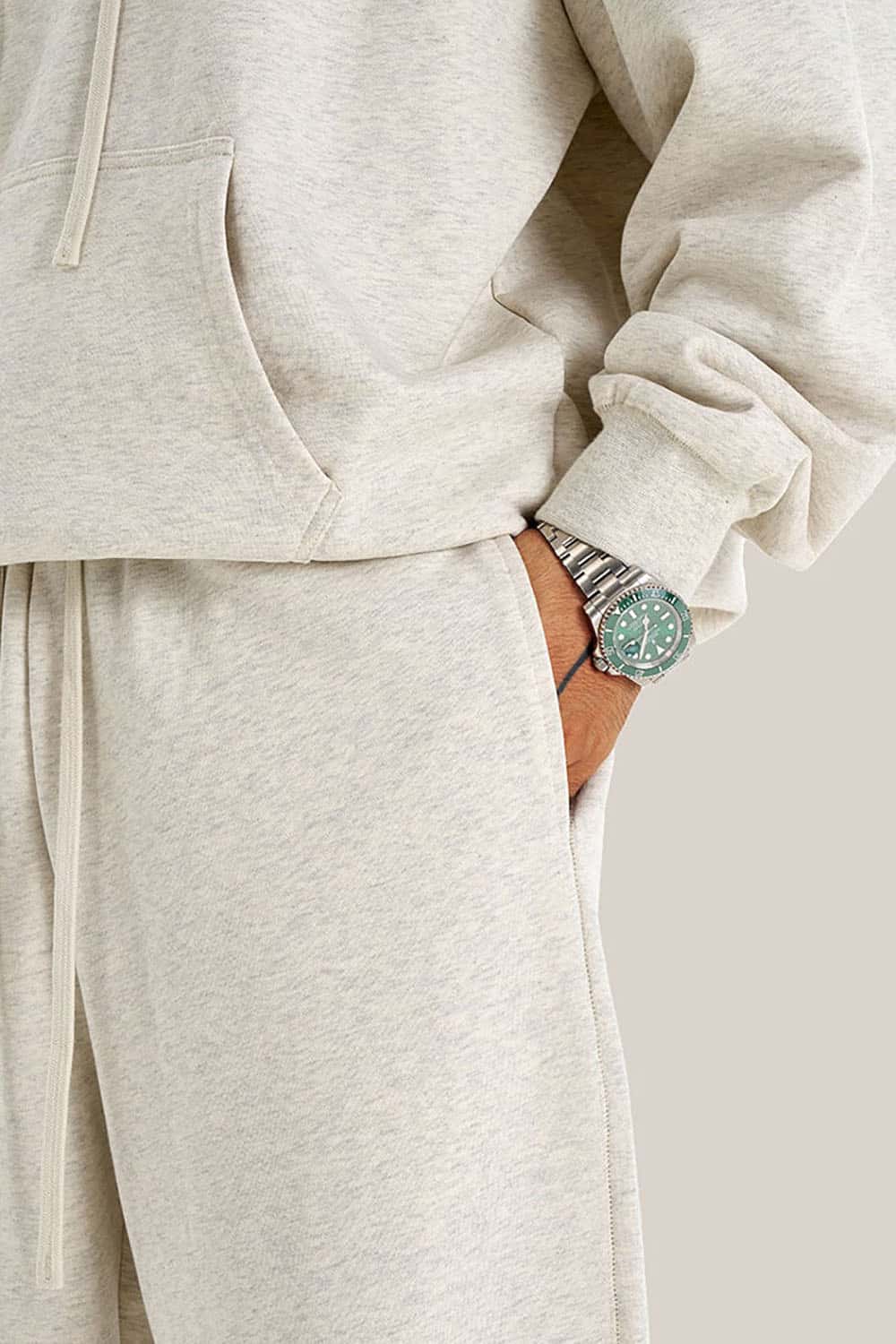 Loose Fit Elastic Cuff Casual Sport Joggers in Solid Color