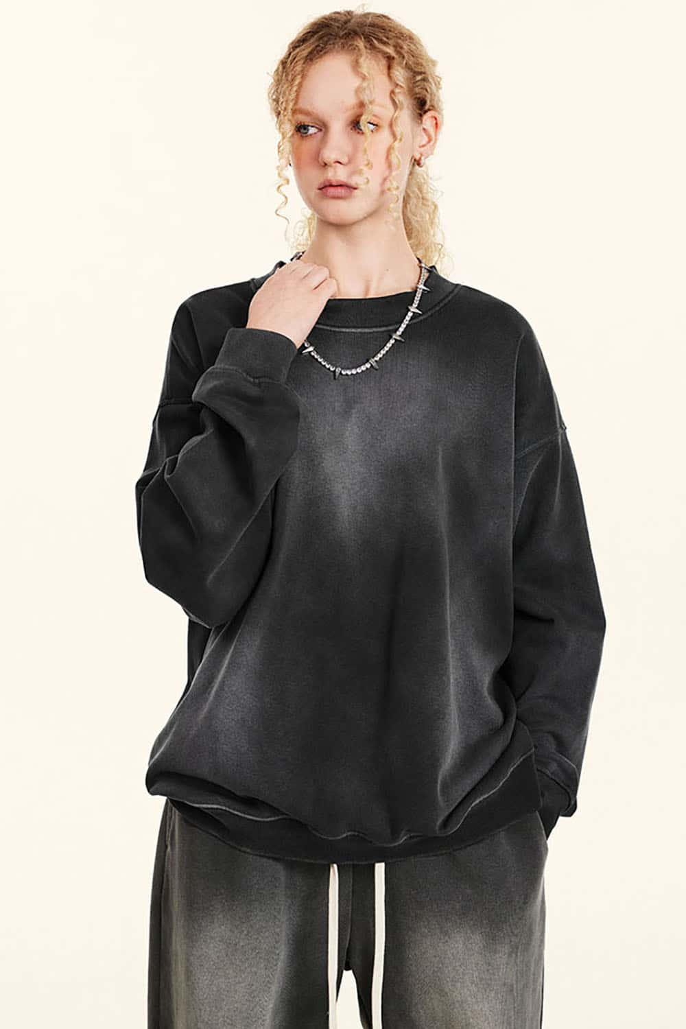 Vintage Hiphop Gradient Fleece Sweatshirt with Loose Crew Neck