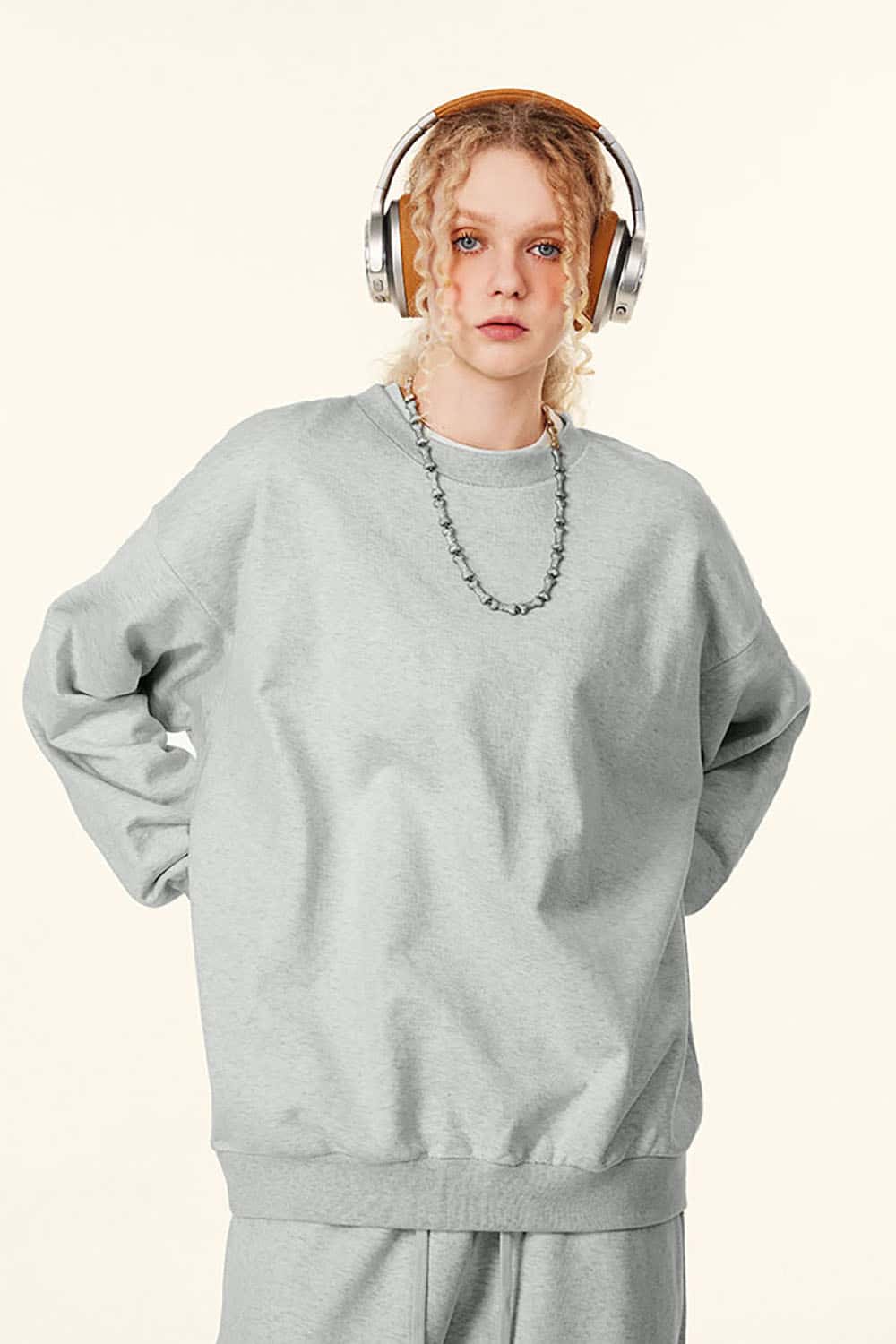 Loose Solid Color 440G Heavyweight Drop-Shoulder Basic Crew Neck Sweatshirt