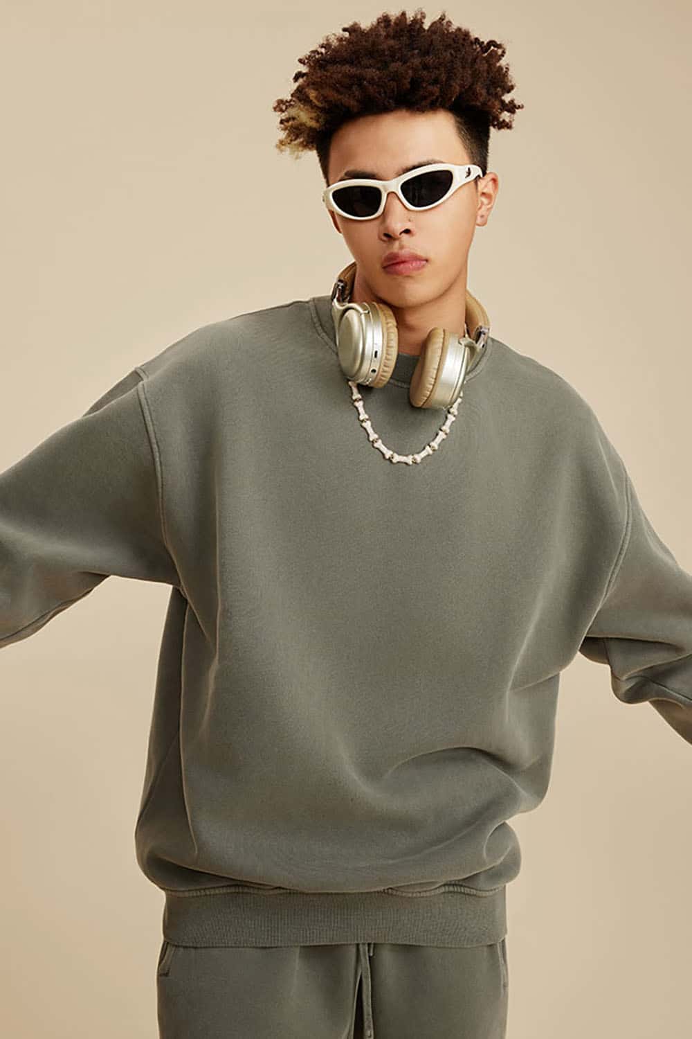 Washed Fleece-Lined Semi-High Neck Streetwear Sweatshirt