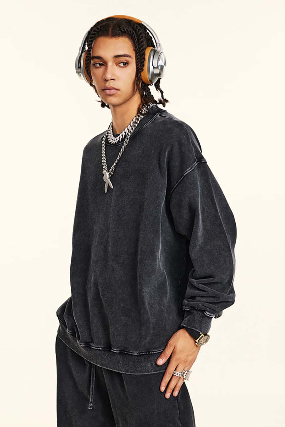 Distressed Wash Knit Solid Color Loose Long Sleeve Sweatshirt