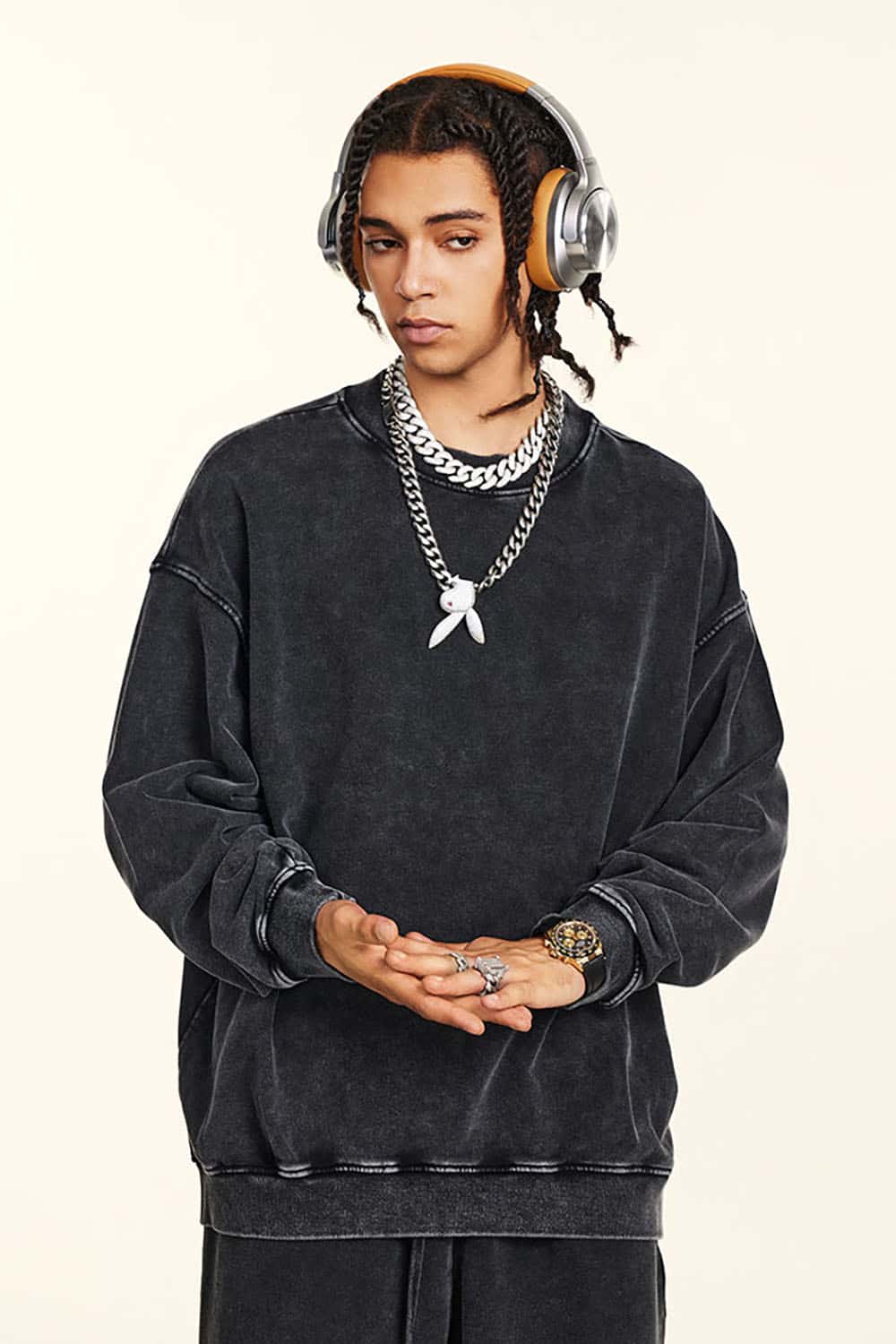 Distressed Wash Knit Solid Color Loose Long Sleeve Sweatshirt
