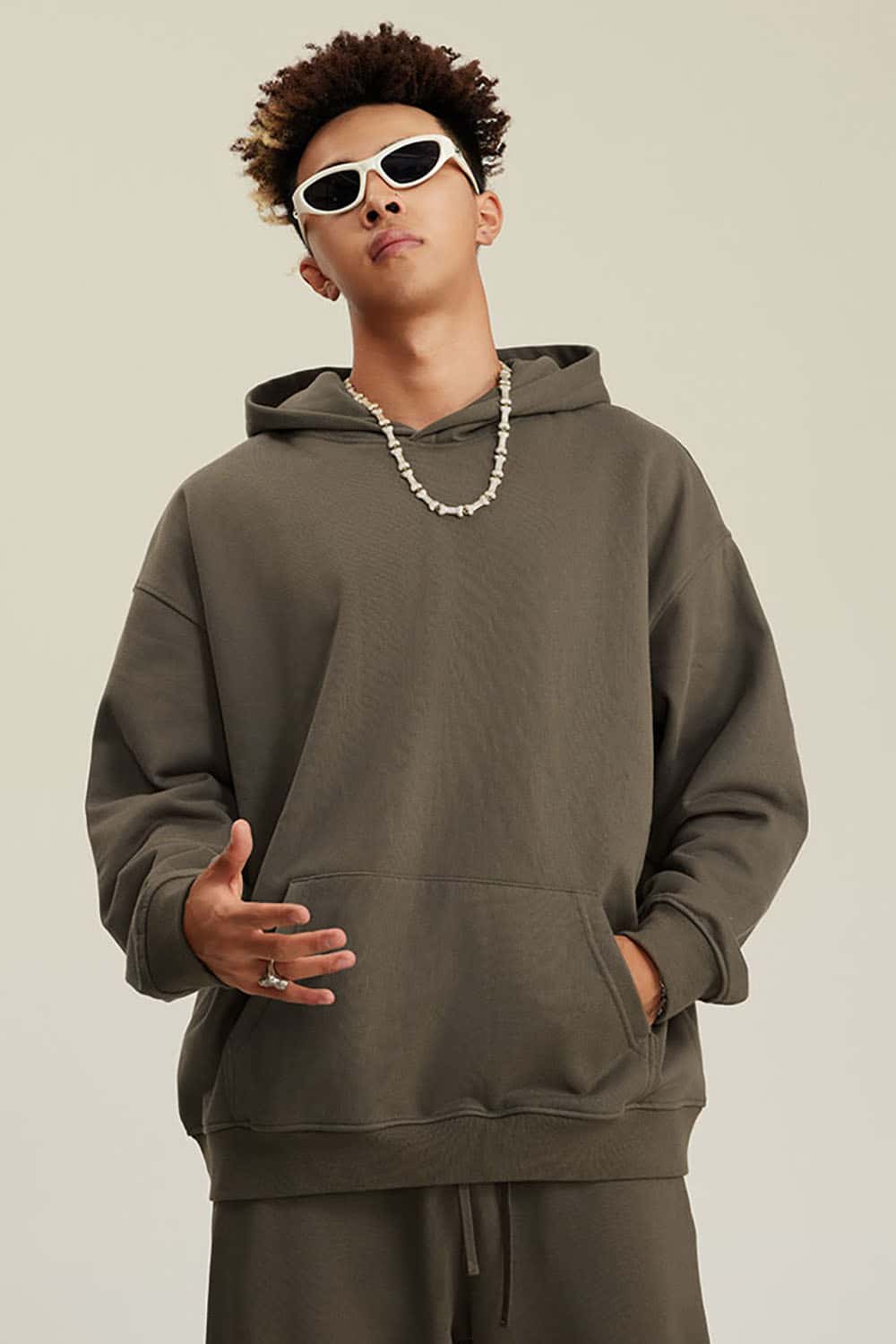 Heavyweight Solid Color Fleece-Lined Hoodie