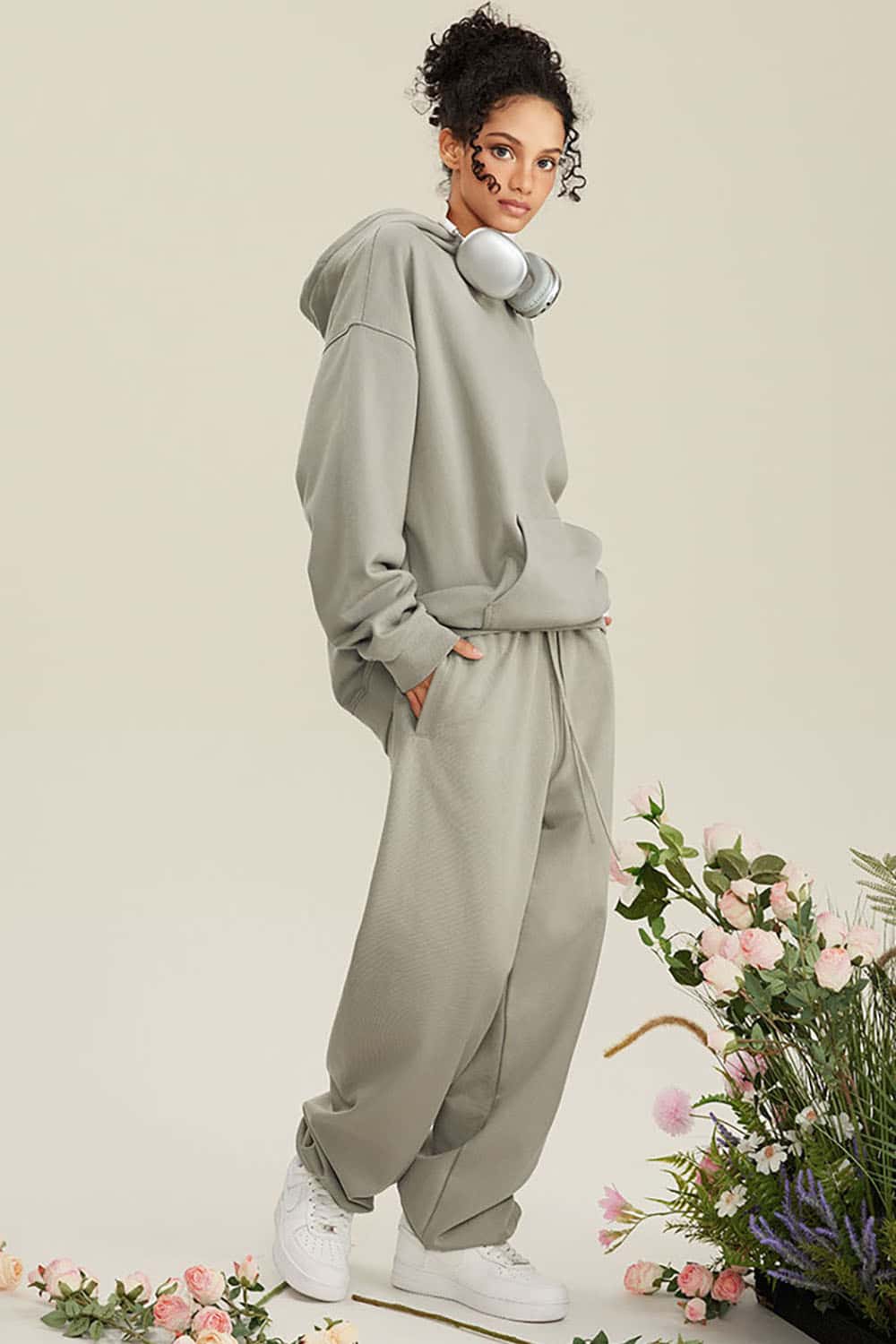 Heavyweight Solid Color Fleece-Lined Hoodie