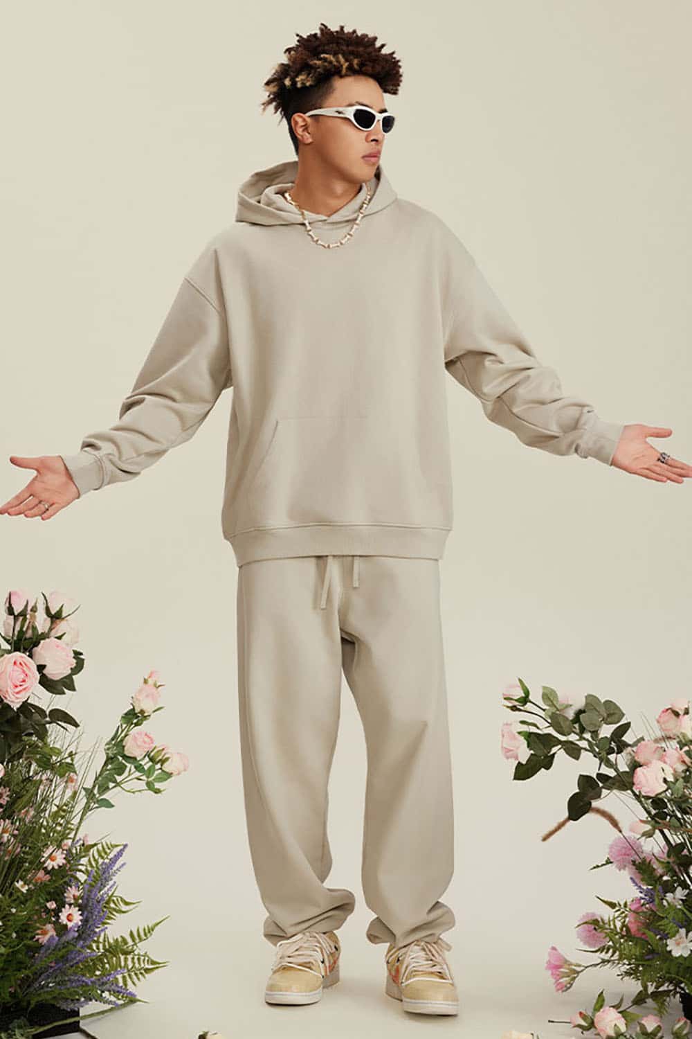 Heavyweight Solid Color Fleece-Lined Hoodie