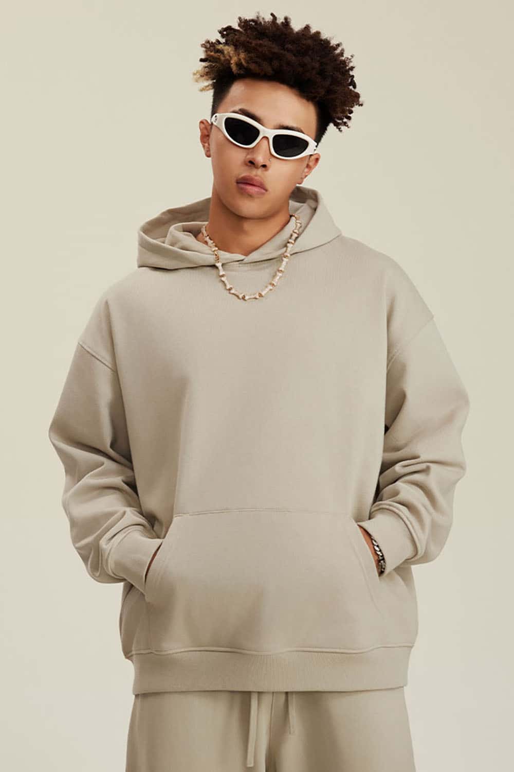 Heavyweight Solid Color Fleece-Lined Hoodie
