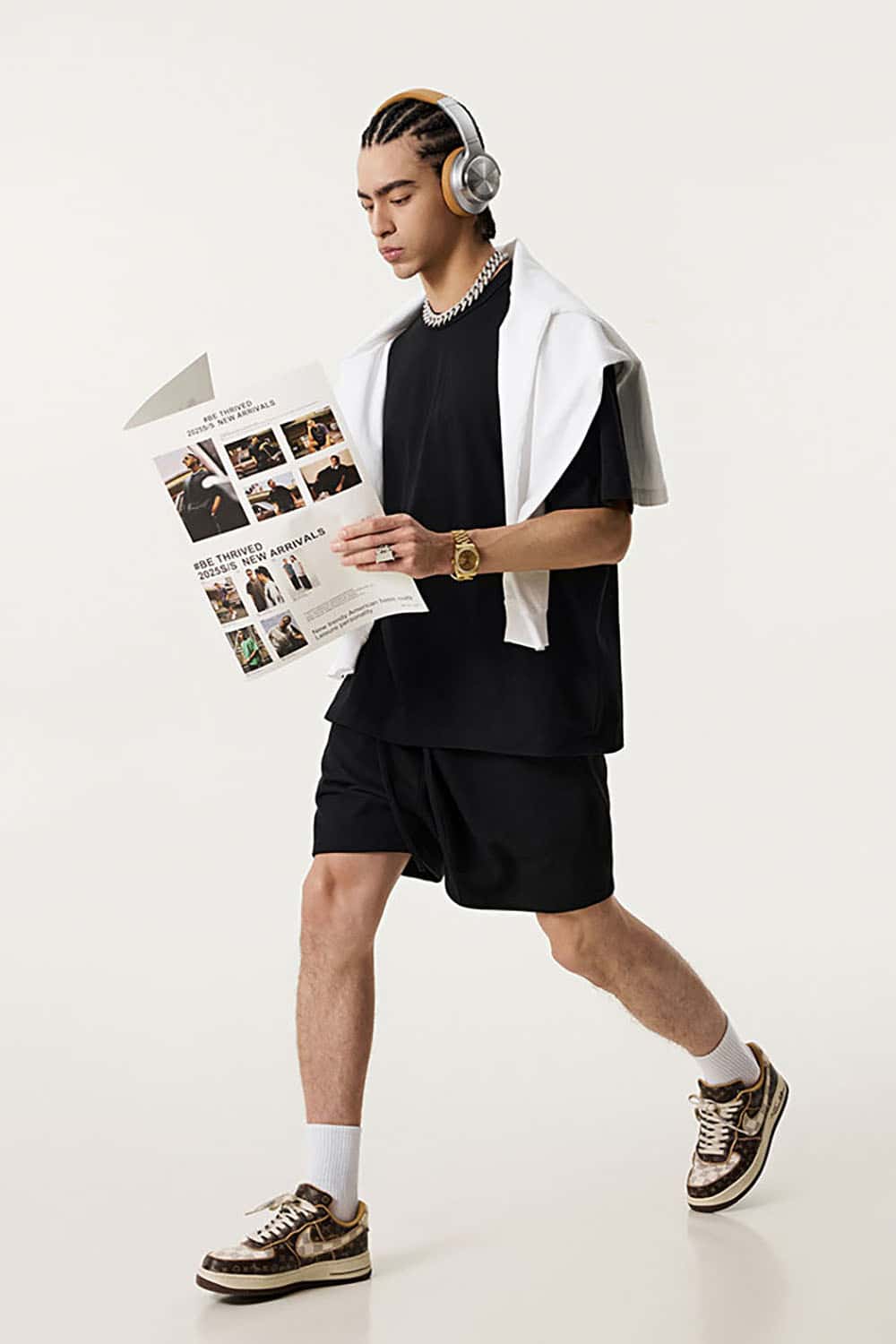 Quick-Dry Sports Tee with Sun Protection and Small Collar in Solid Color