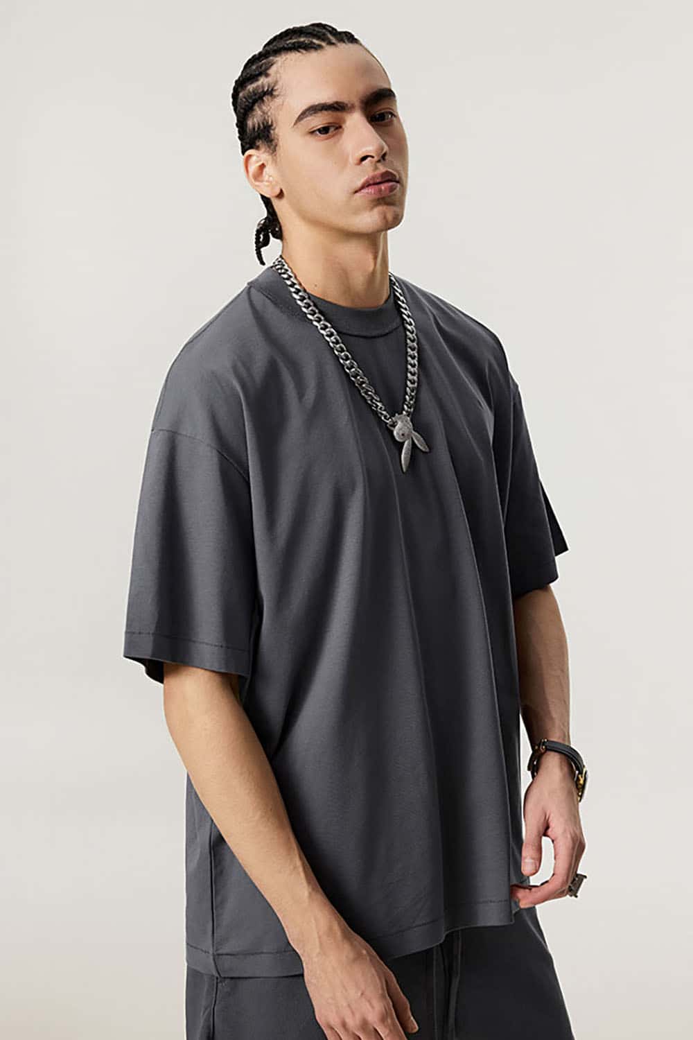 Quick-Dry Sports Tee with Sun Protection and Small Collar in Solid Color