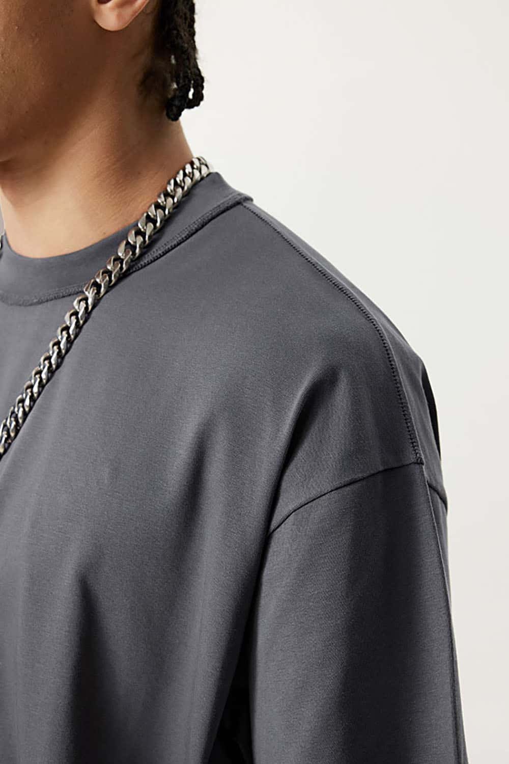 Quick-Dry Sports Tee with Sun Protection and Small Collar in Solid Color