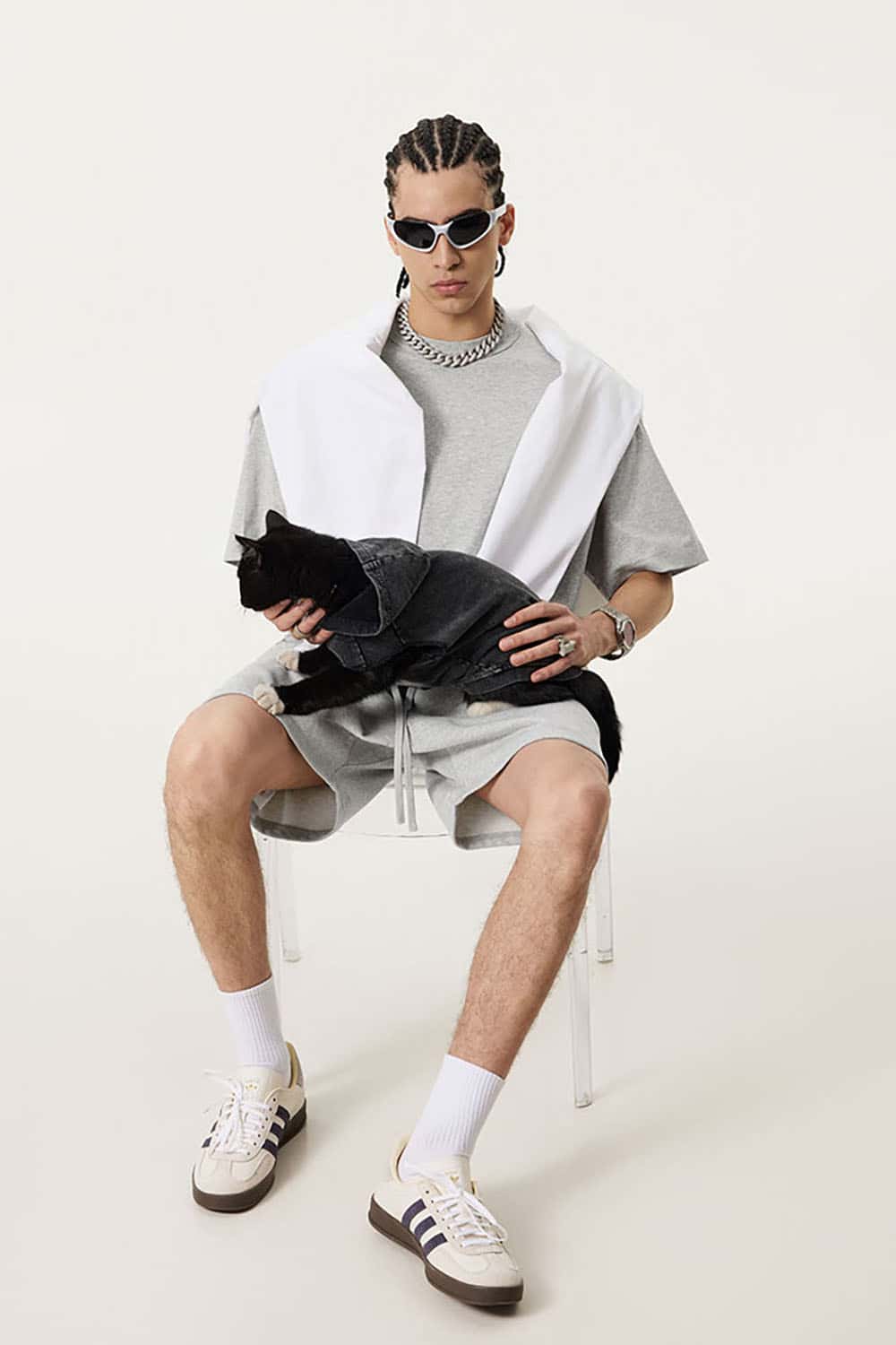 Quick-Dry Sports Tee with Sun Protection and Small Collar in Solid Color