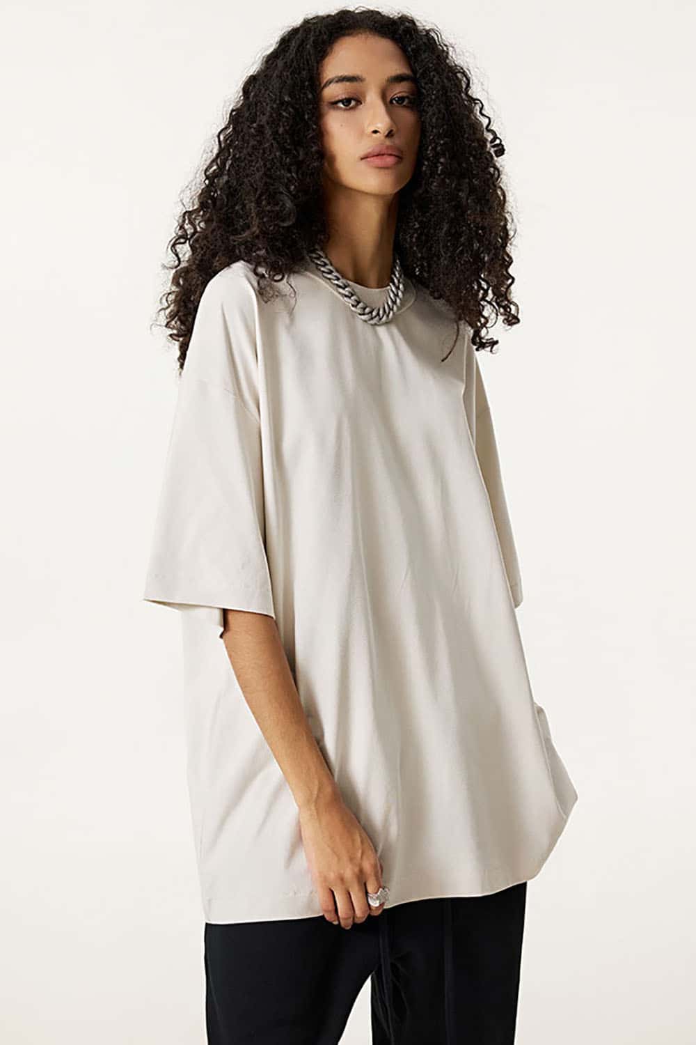 Quick-Dry Sports Tee with Sun Protection and Small Collar in Solid Color