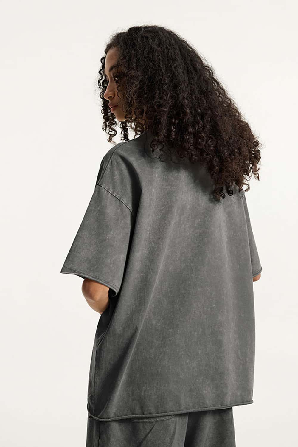 Wax-Dyed Washed T-Shirt with Loose Fit and Vintage Raw Edges