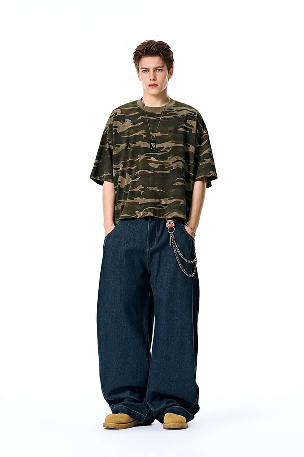 Boxy Camouflage Cotton T-Shirt with Street Style Half-Sleeve