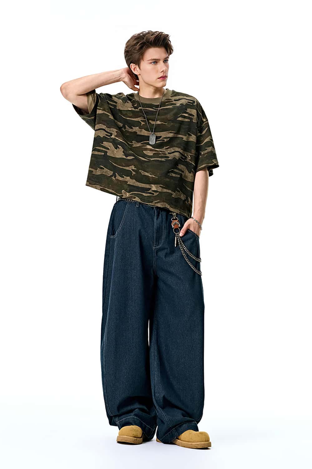 Boxy Camouflage Cotton T-Shirt with Street Style Half-Sleeve