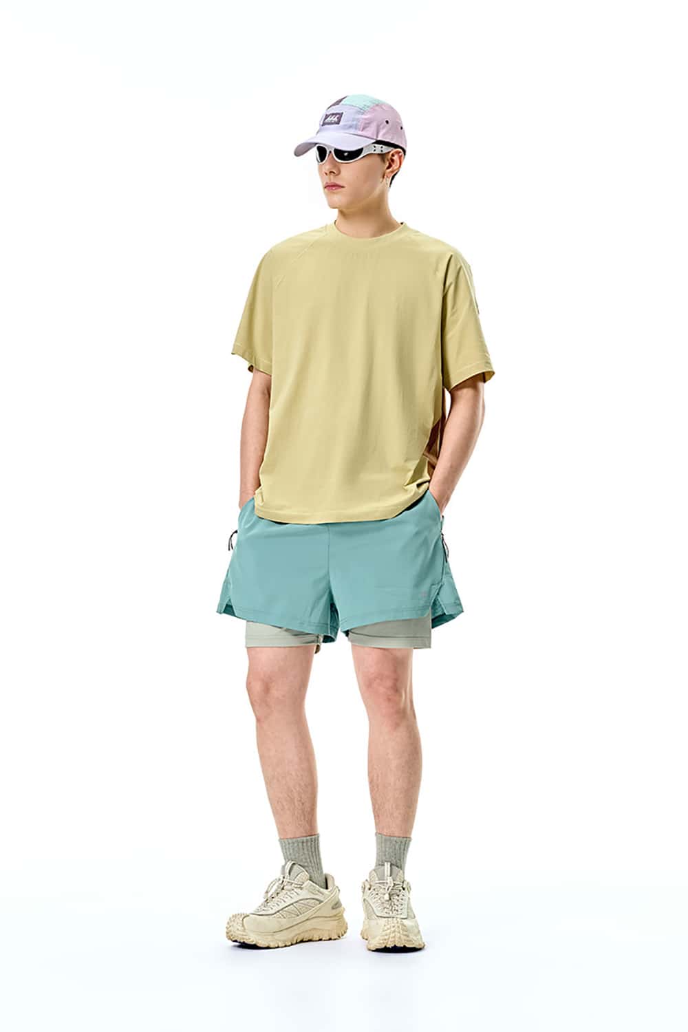 Breathable Outdoor Sports T-Shirt with Four-Needle Six-Thread Quick-Dry Short Sleeves