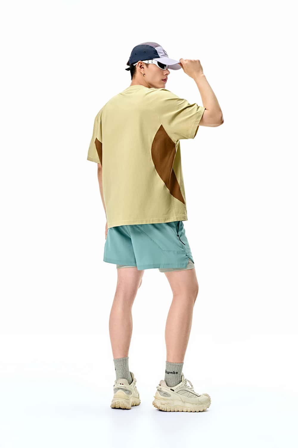 Breathable Outdoor Sports T-Shirt with Four-Needle Six-Thread Quick-Dry Short Sleeves