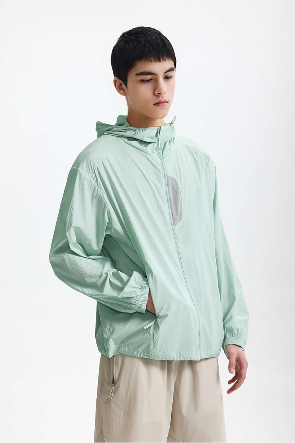 Lightweight UPF Sun Protection Jacket with Cooling Technology
