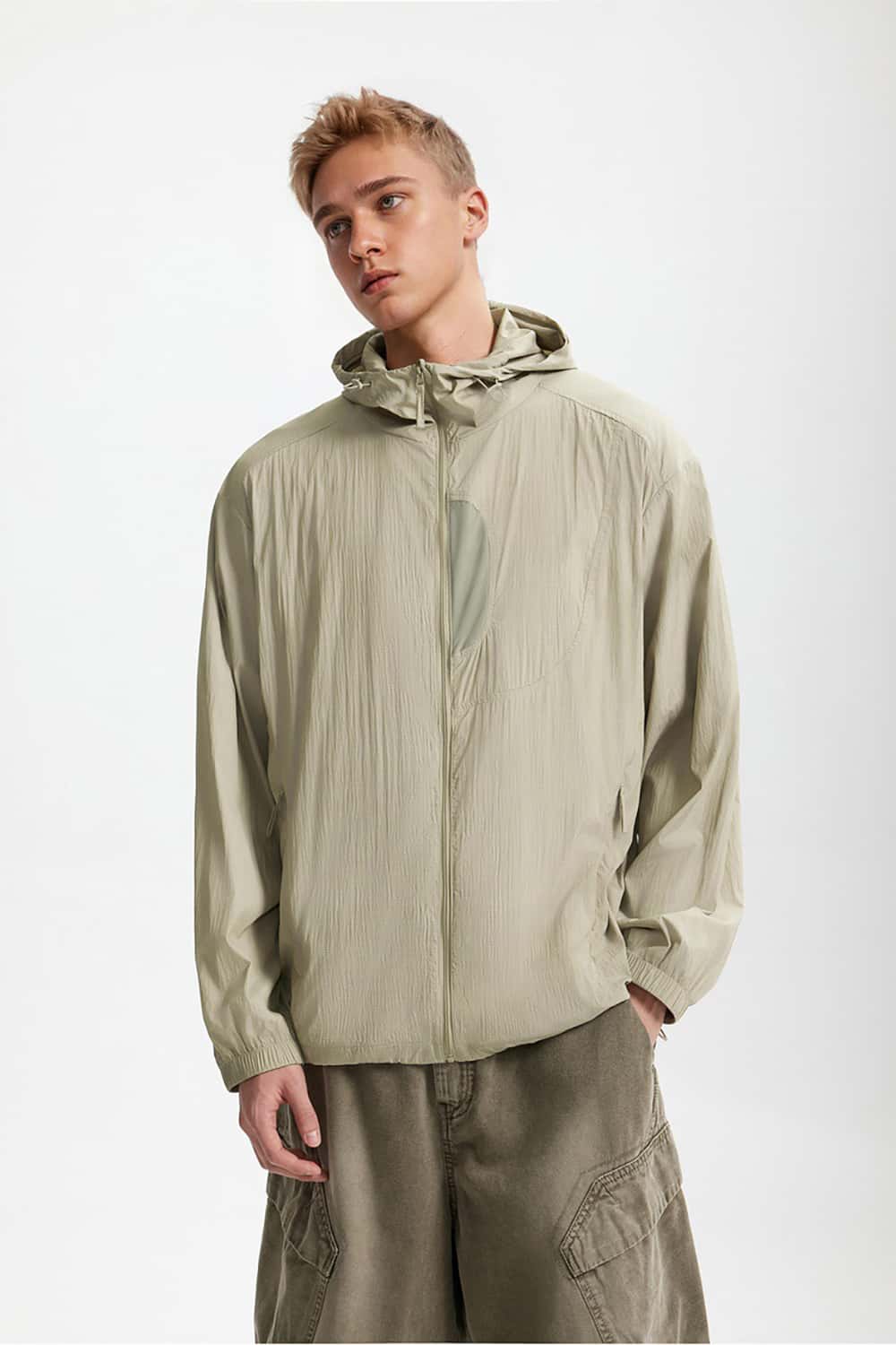 Lightweight UPF Sun Protection Jacket with Cooling Technology