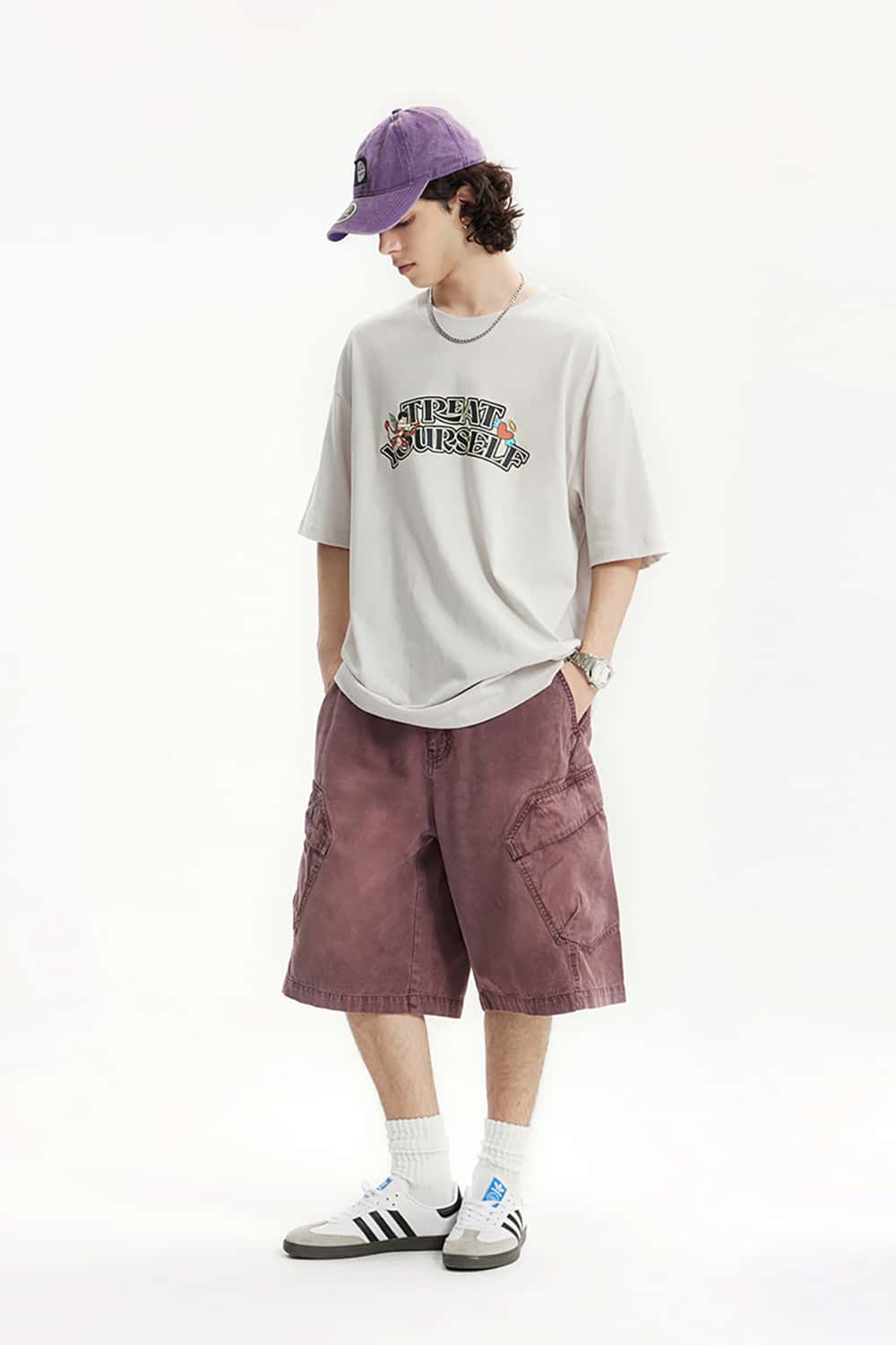 Loose Cotton Streetwear T-Shirt with "Treat Yourself" Print