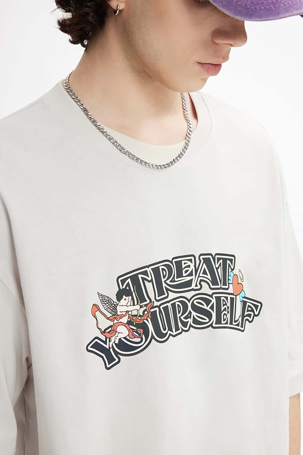 Loose Cotton Streetwear T-Shirt with "Treat Yourself" Print