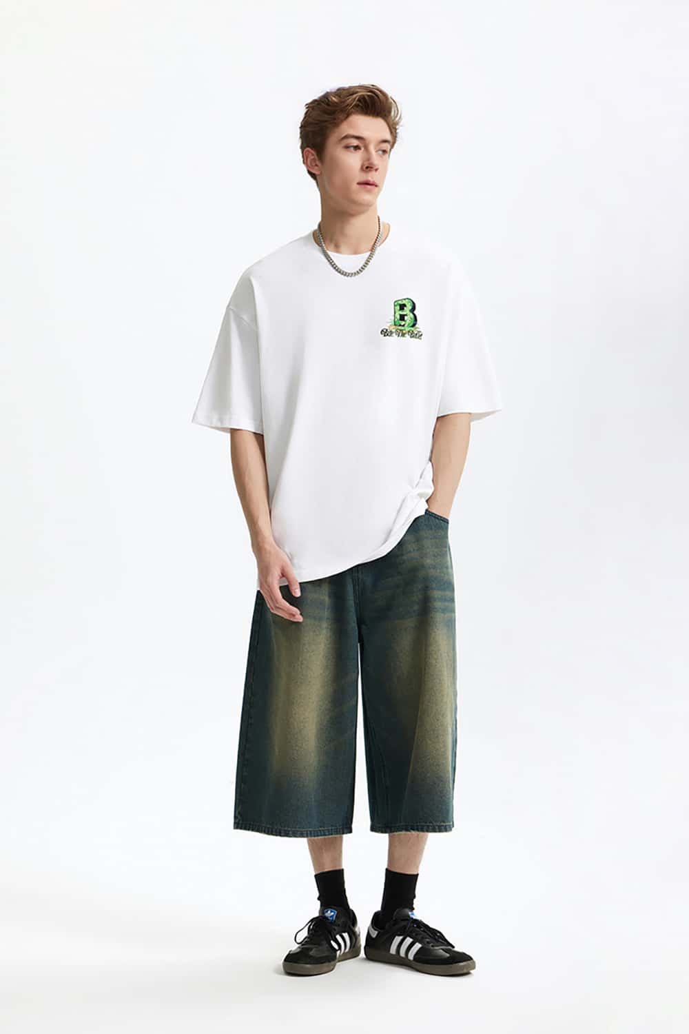 Street Style Oversized T-Shirt with Letter Print - Casual Short Sleeve