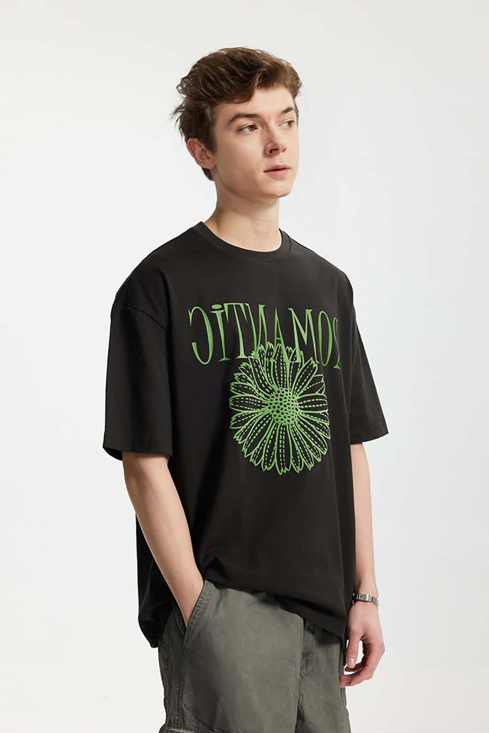 Foam Daisy Print T-Shirt - Loose Fit Graphic Base Layer Short Sleeve