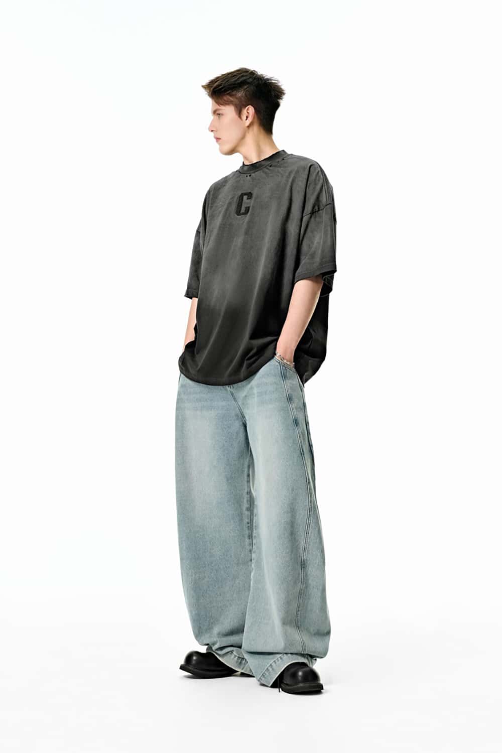 Gradient Wash Letter Embroidery T-Shirt - Heavyweight Streetwear Short Sleeve