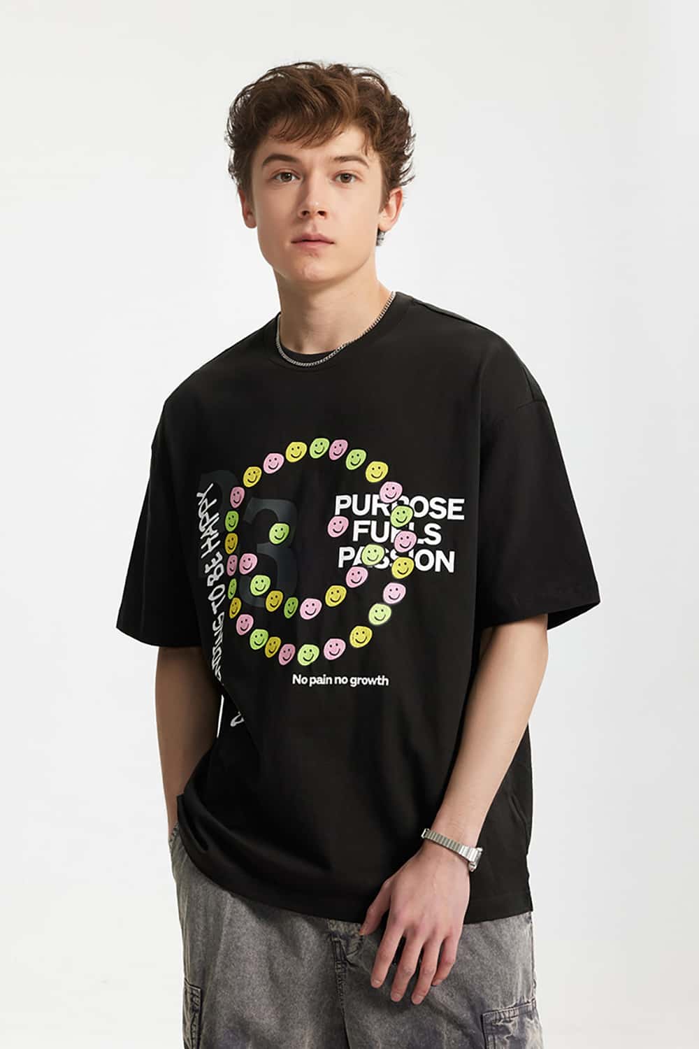 Smiley Face Cracked Print T-Shirt - Loose Fit Personalized Short Sleeve