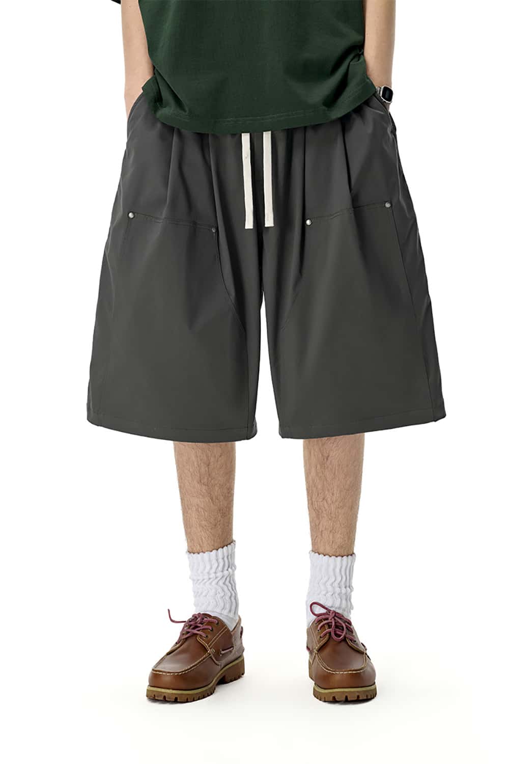 Three-Quarter Length Logger Cargo Shorts - Loose Casual Shorts with Rivet Detail