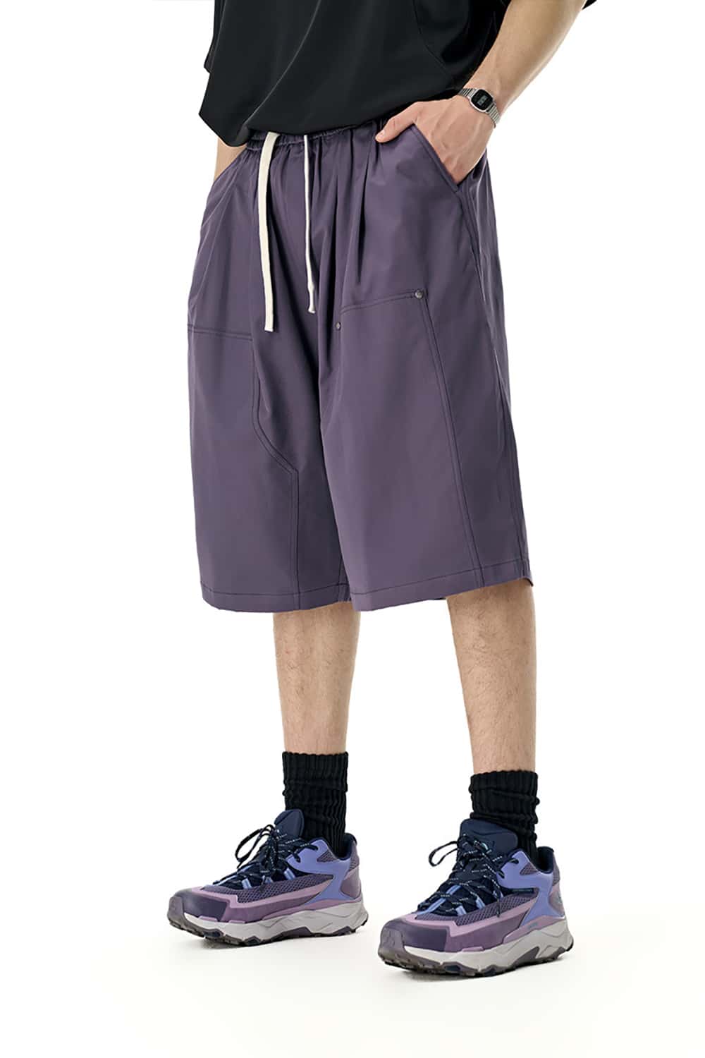 Three-Quarter Length Logger Cargo Shorts - Loose Casual Shorts with Rivet Detail