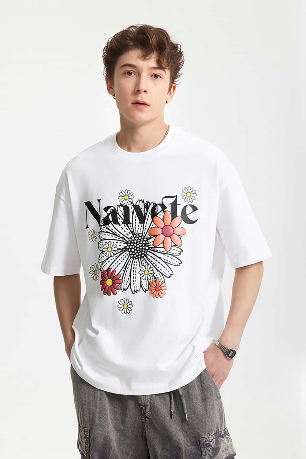 Iridescent Foam Daisy Print T-Shirt - Loose Streetwear Short Sleeve