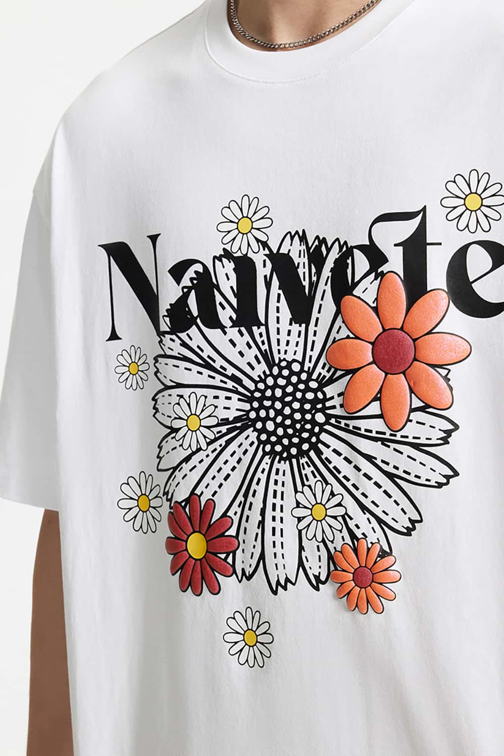 Iridescent Foam Daisy Print T-Shirt - Loose Streetwear Short Sleeve