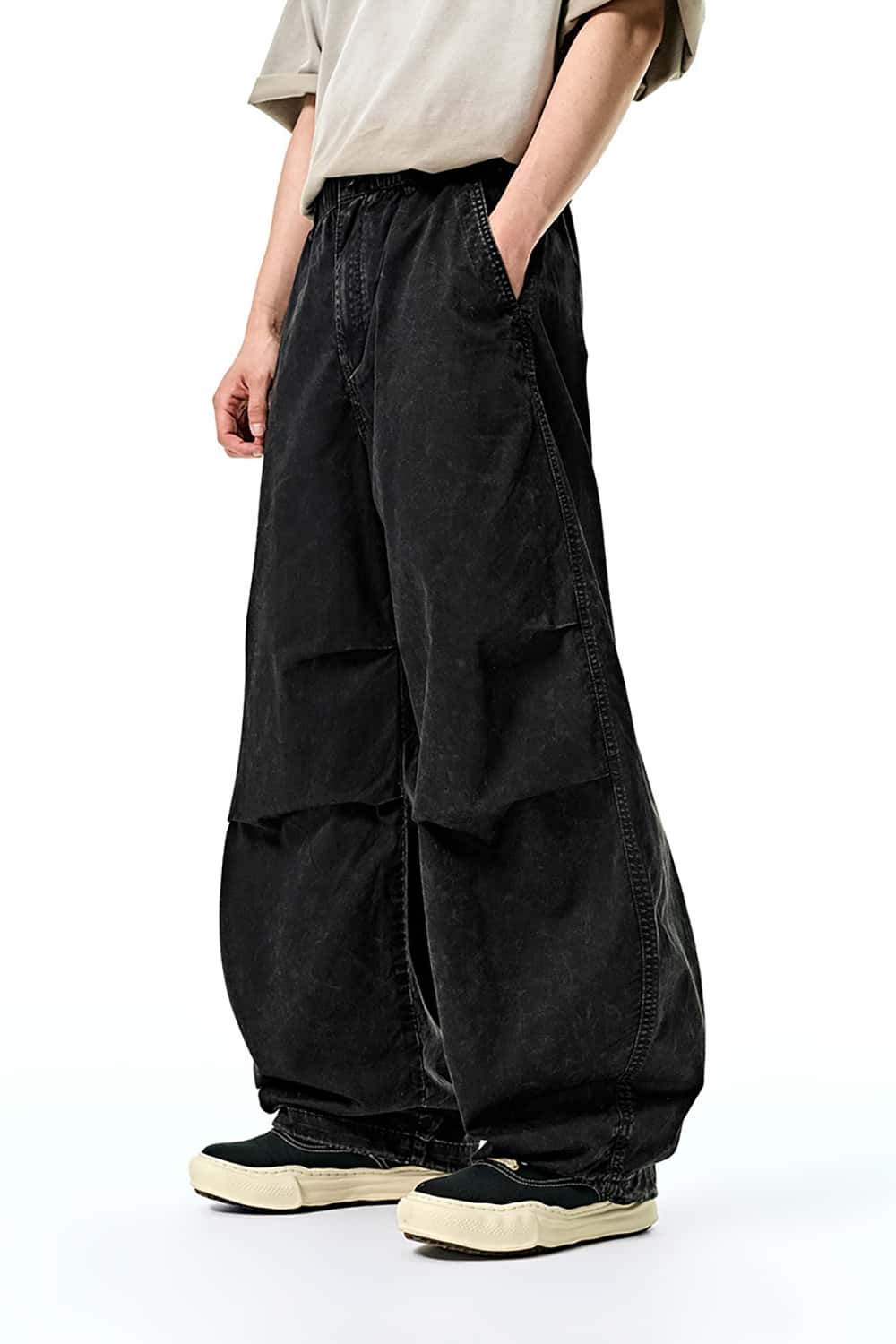 Utility Wide-Leg Paratrooper Pants with Washed Finish - Casual Streetwear