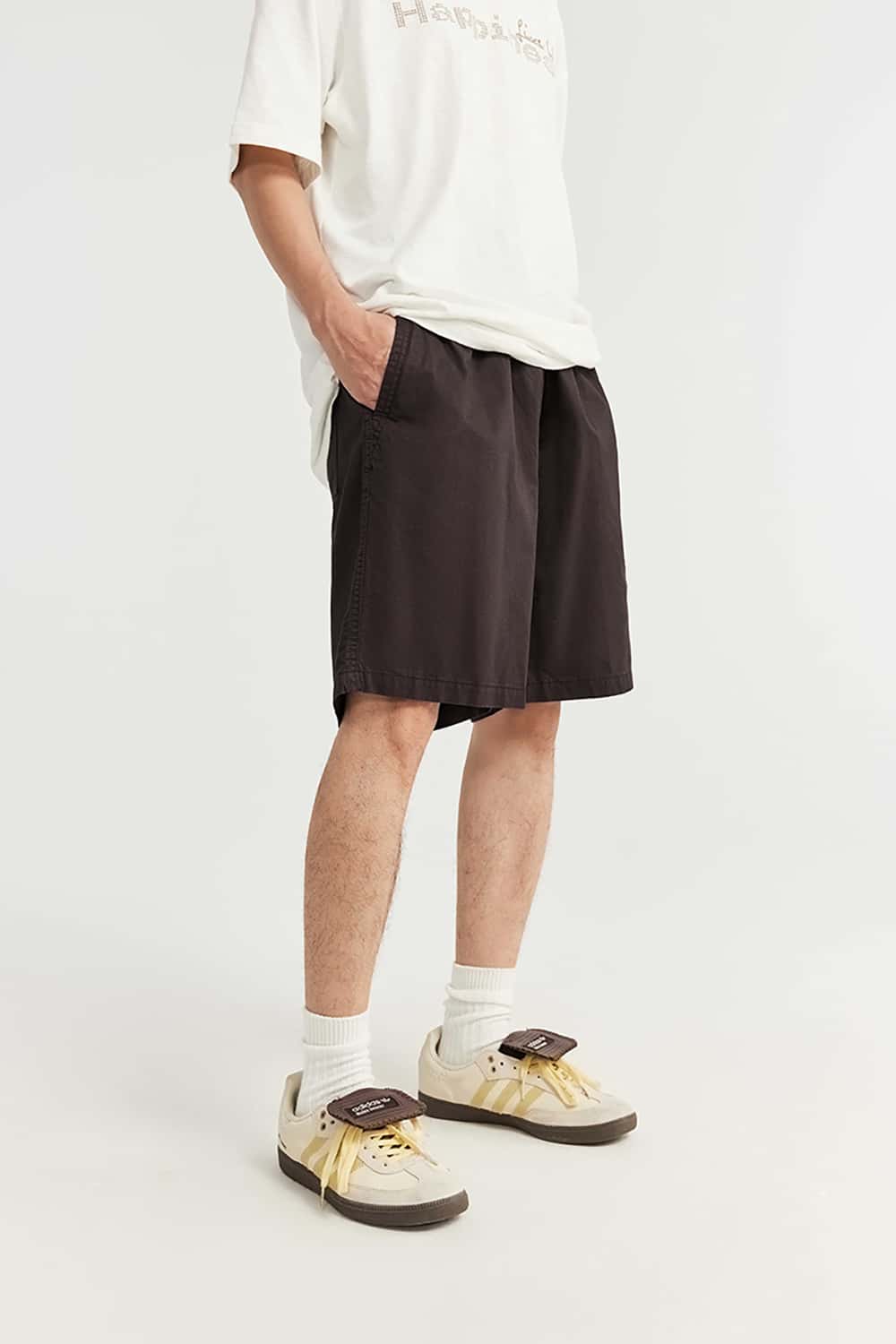 Eco-Friendly Garment-Washed Straight-Leg Mid-Length Shorts