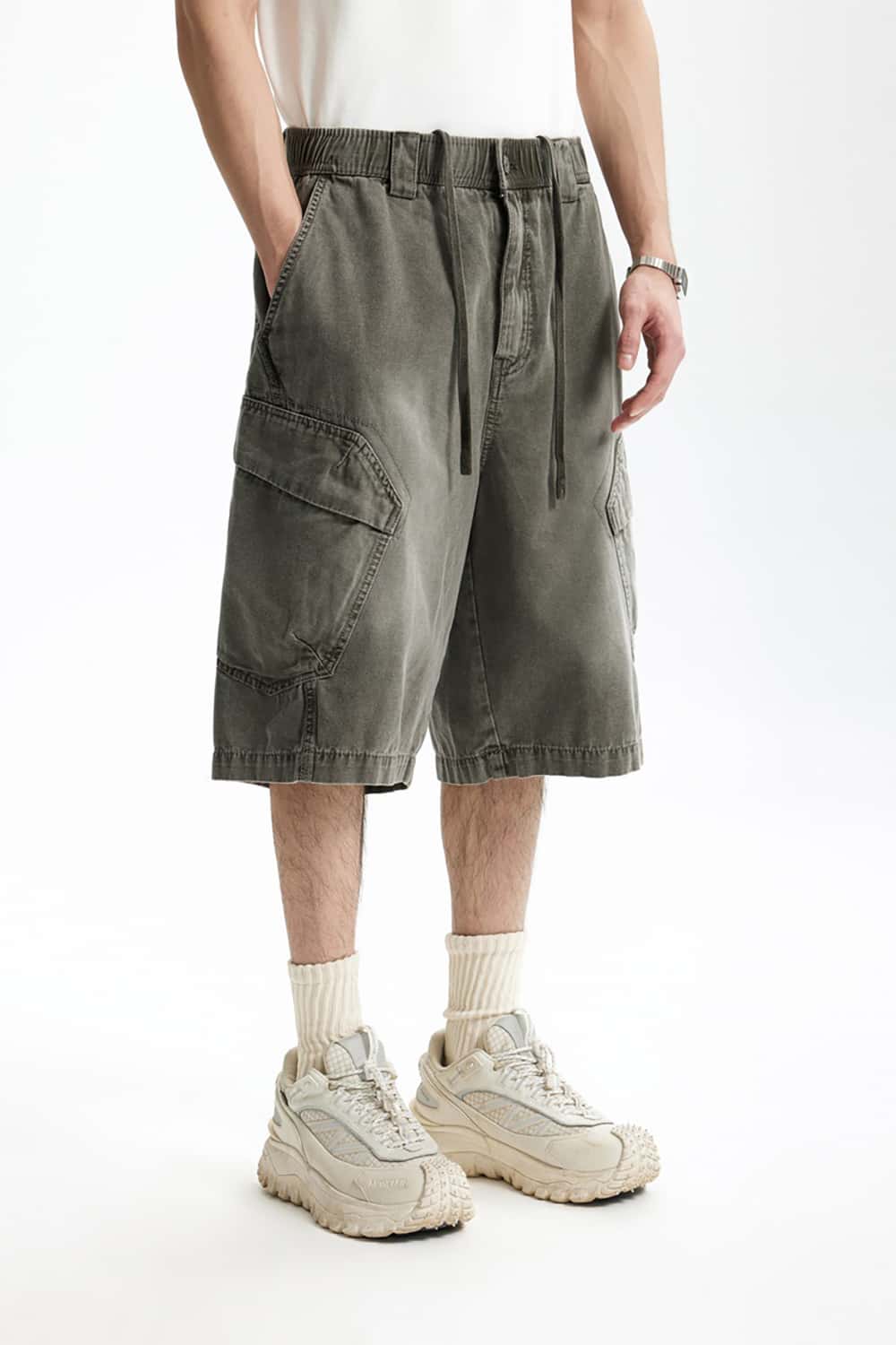 Heavy Wash Multi-Pocket Utility Cargo Shorts - Loose Fit Casual Mid-Length