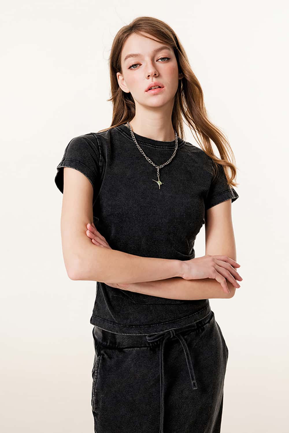 Y2K Ruched Waist Slimming T-Shirt - Water-Washed Short Sleeve with Structured Shoulders