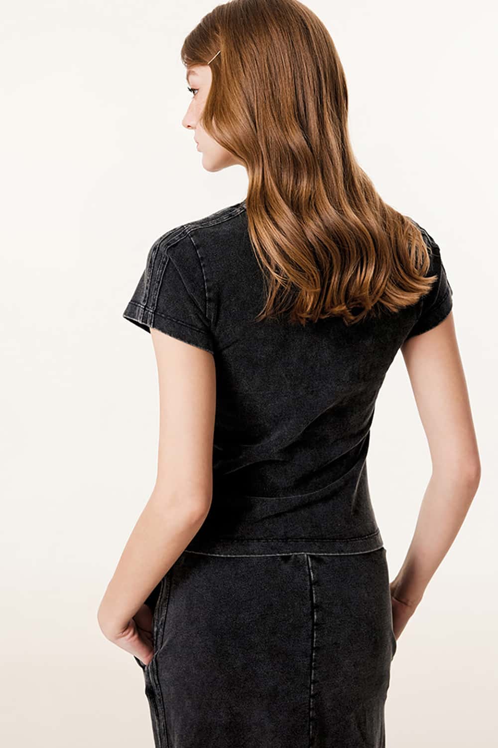 Y2K Ruched Waist Slimming T-Shirt - Water-Washed Short Sleeve with Structured Shoulders