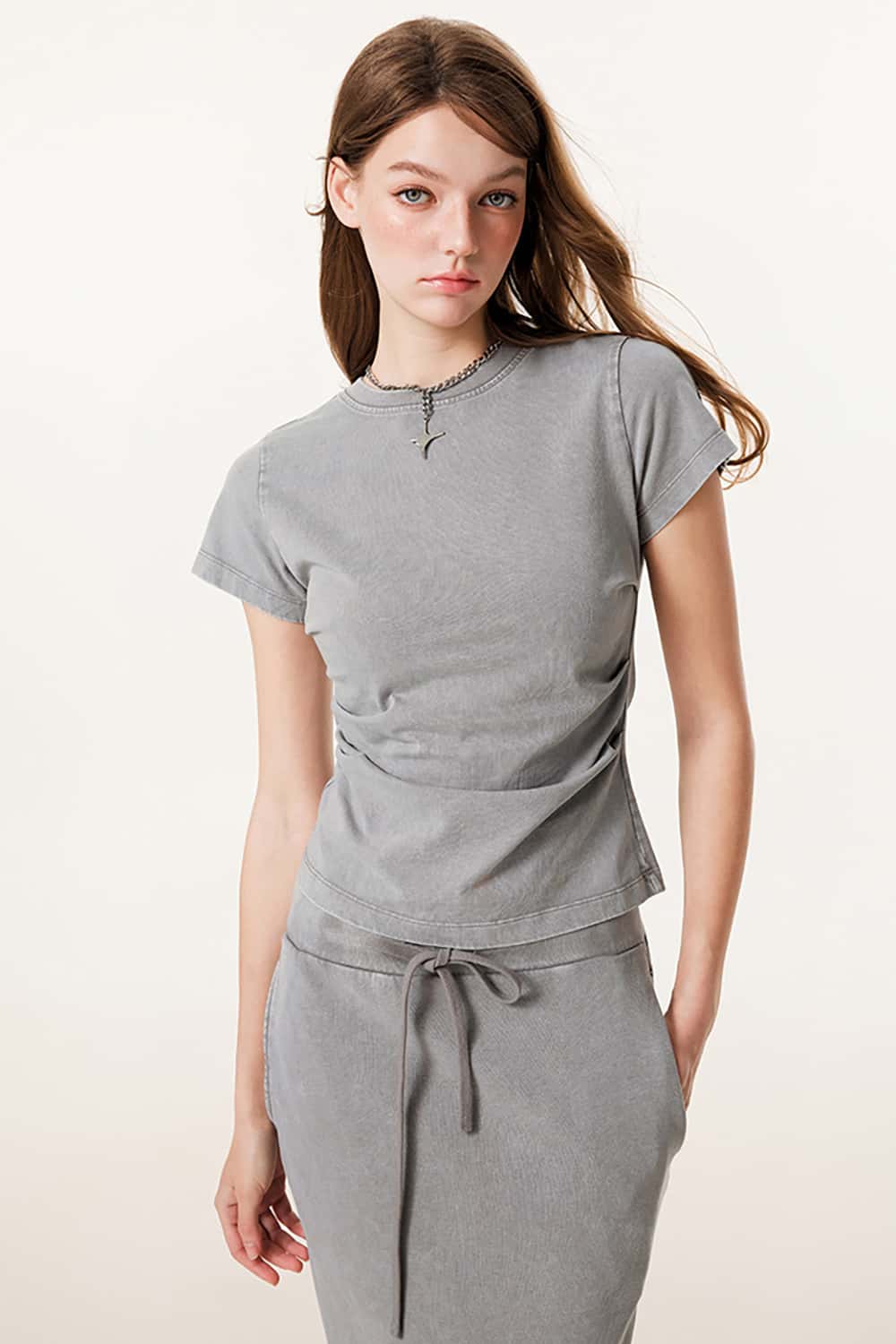 Y2K Ruched Waist Slimming T-Shirt - Water-Washed Short Sleeve with Structured Shoulders