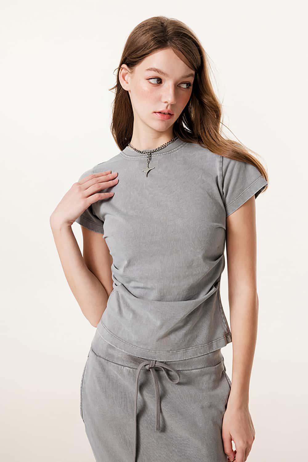 Y2K Ruched Waist Slimming T-Shirt - Water-Washed Short Sleeve with Structured Shoulders